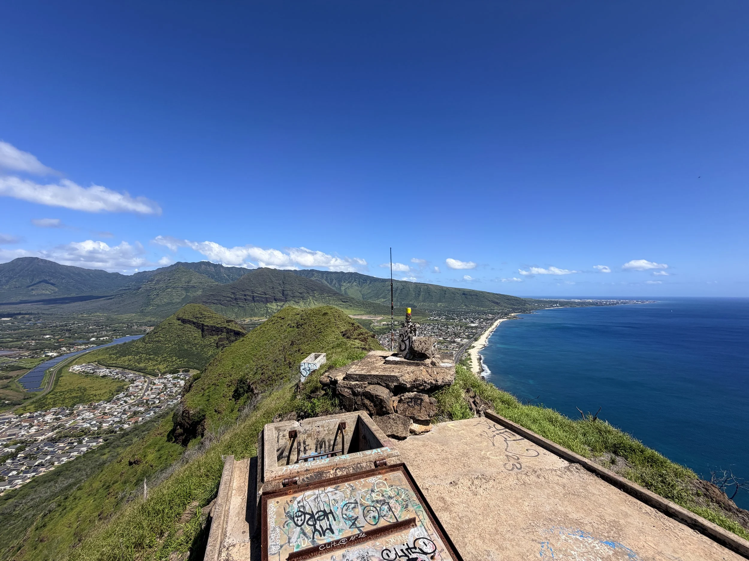 Puu O Hulu Summit Oahu Hawaii