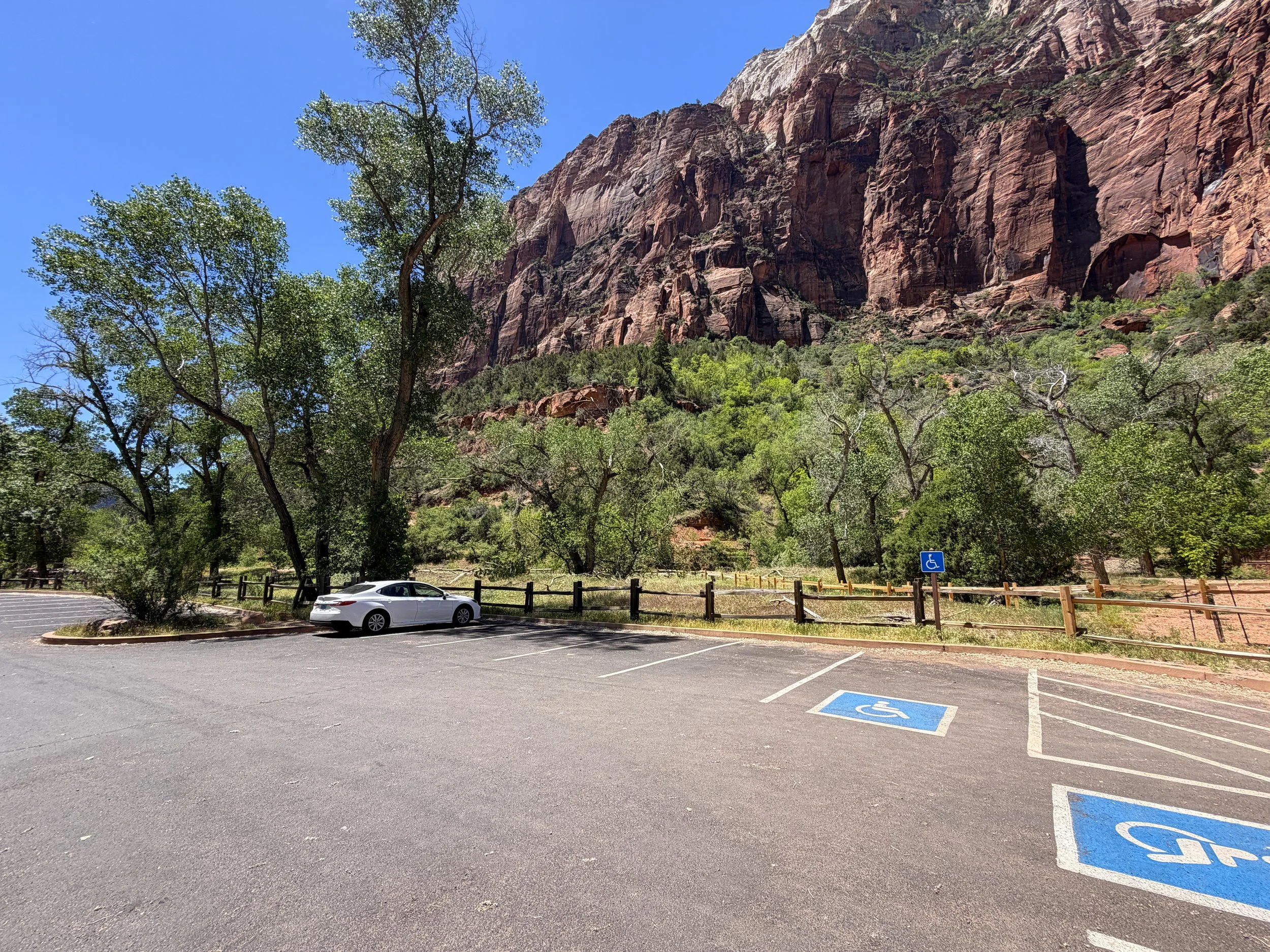 Emerald Pools Trailhead Parking Zion National Park Utah