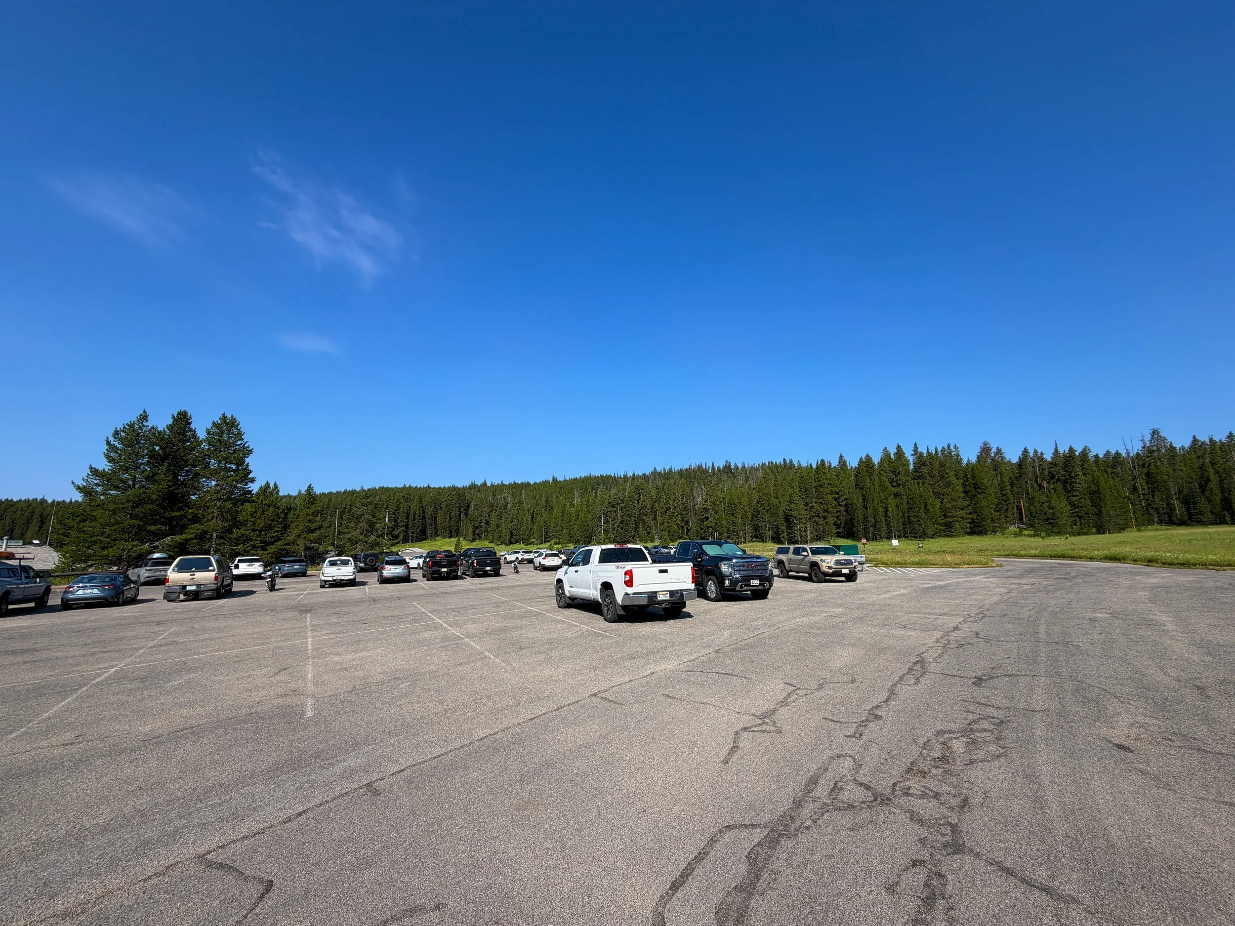 Natural Bridge Trailhead Parking Yellowstone National Park Wyoming