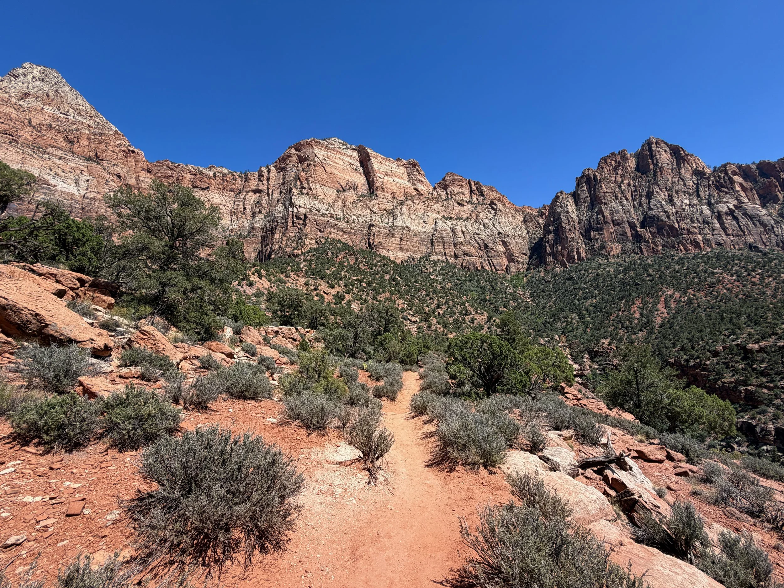 Watchman Loop Hike Zion National Park Utah
