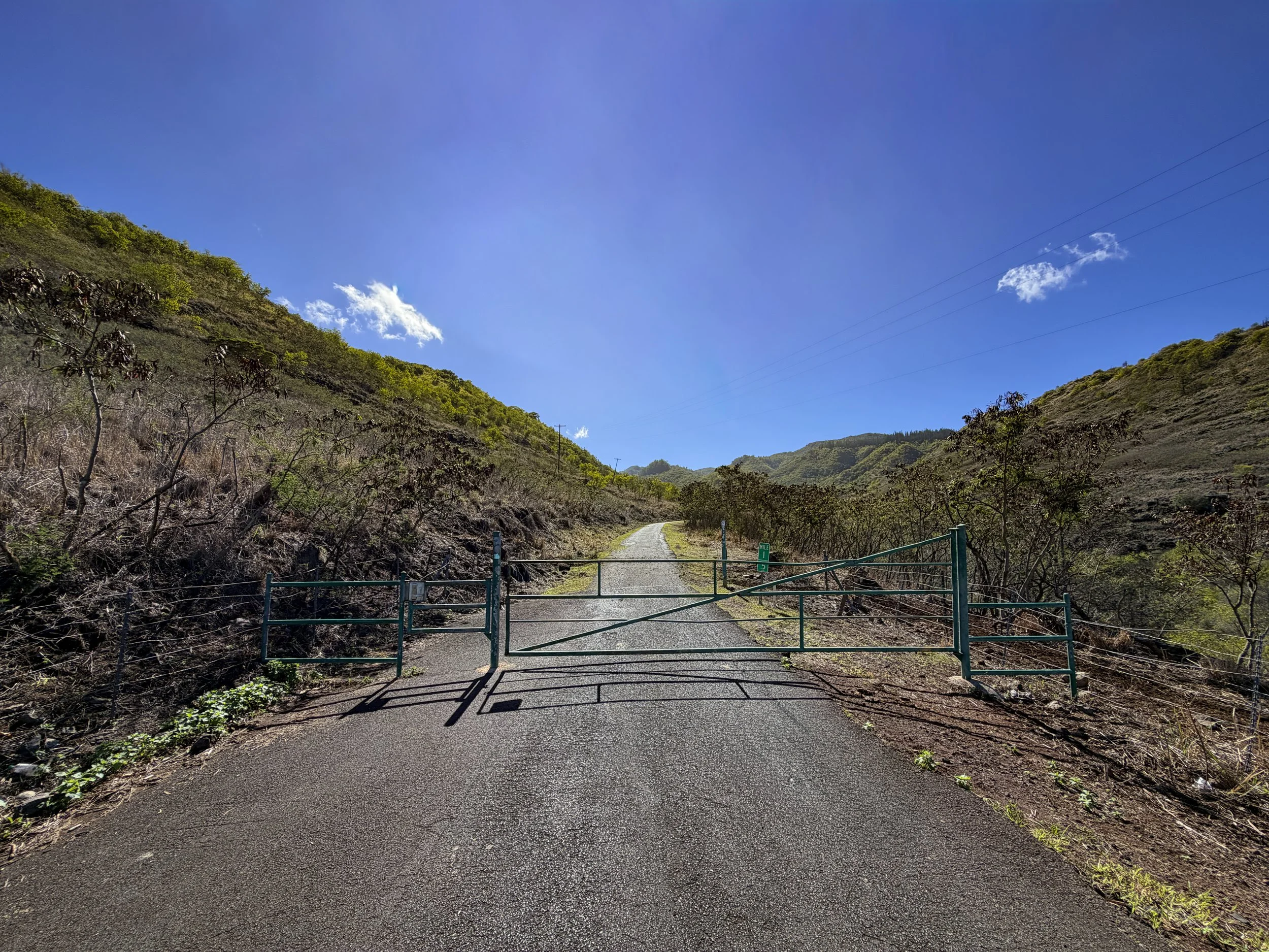 Mokuleia Access Road Trail Oahu Hawaii