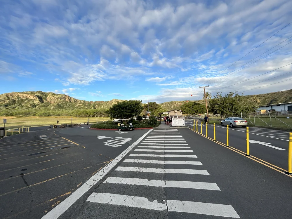 Hiking the Diamond Head Trail (Lēʻahi) in Waikīkī on Oʻahu — noahawaii