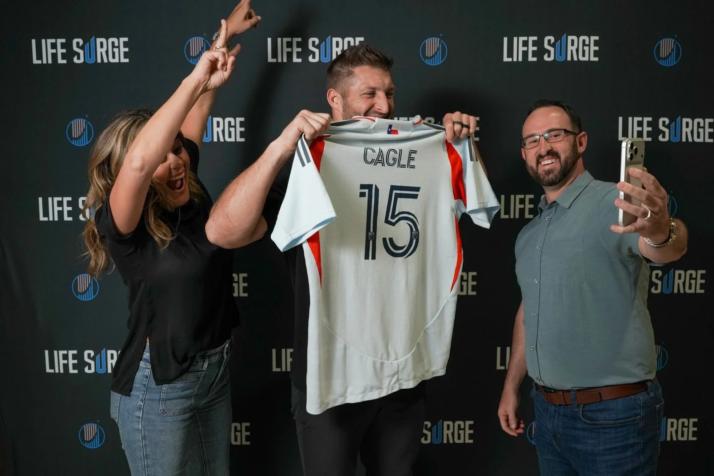 When your number matches the GOAT&rsquo;s 👀

It was such an honor to give this gift to one of the most incredible voices influencing the next generation. 

@timtebow , thank you for pouring into our son and so many others!!!

&ldquo;Walk with the wi