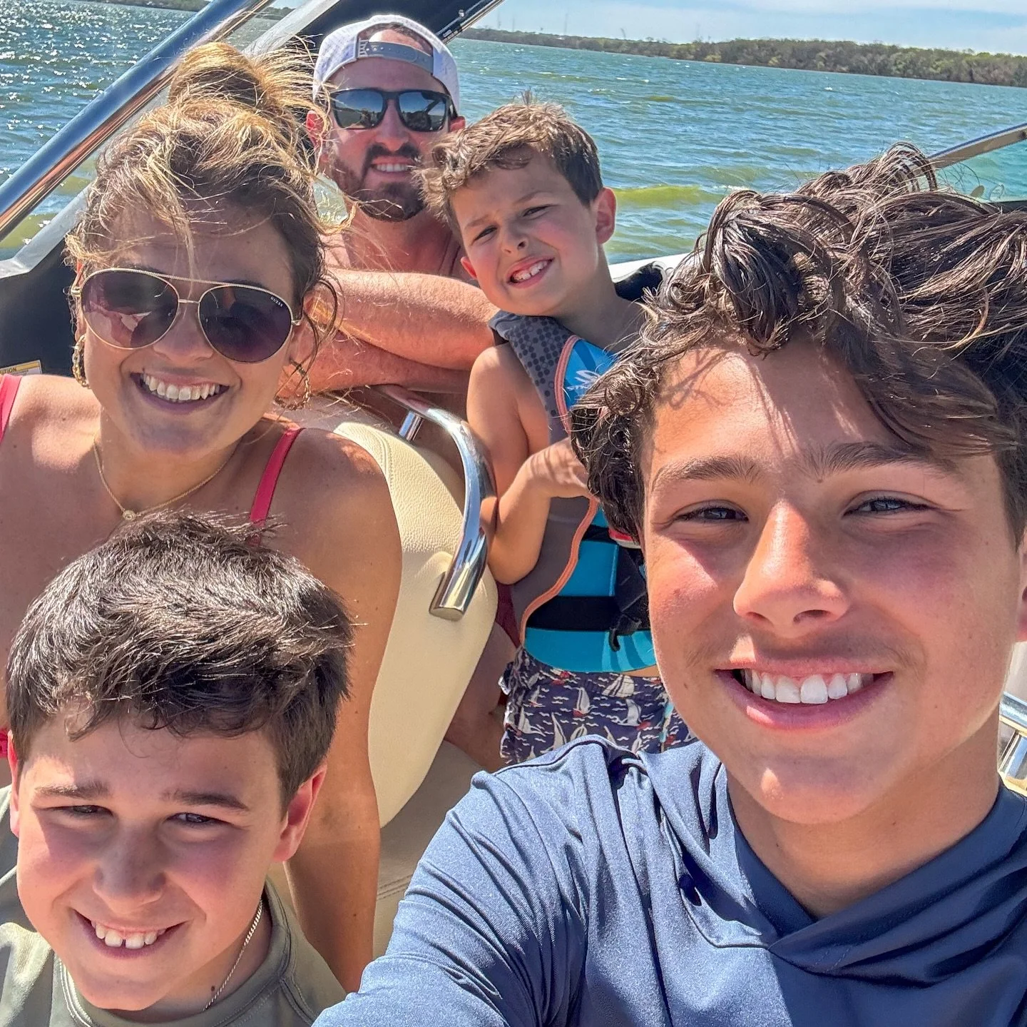 a lil glimpse into our spring break w/ lots of boys, sunshine, food, bike rides, and of course, soccer 🖤