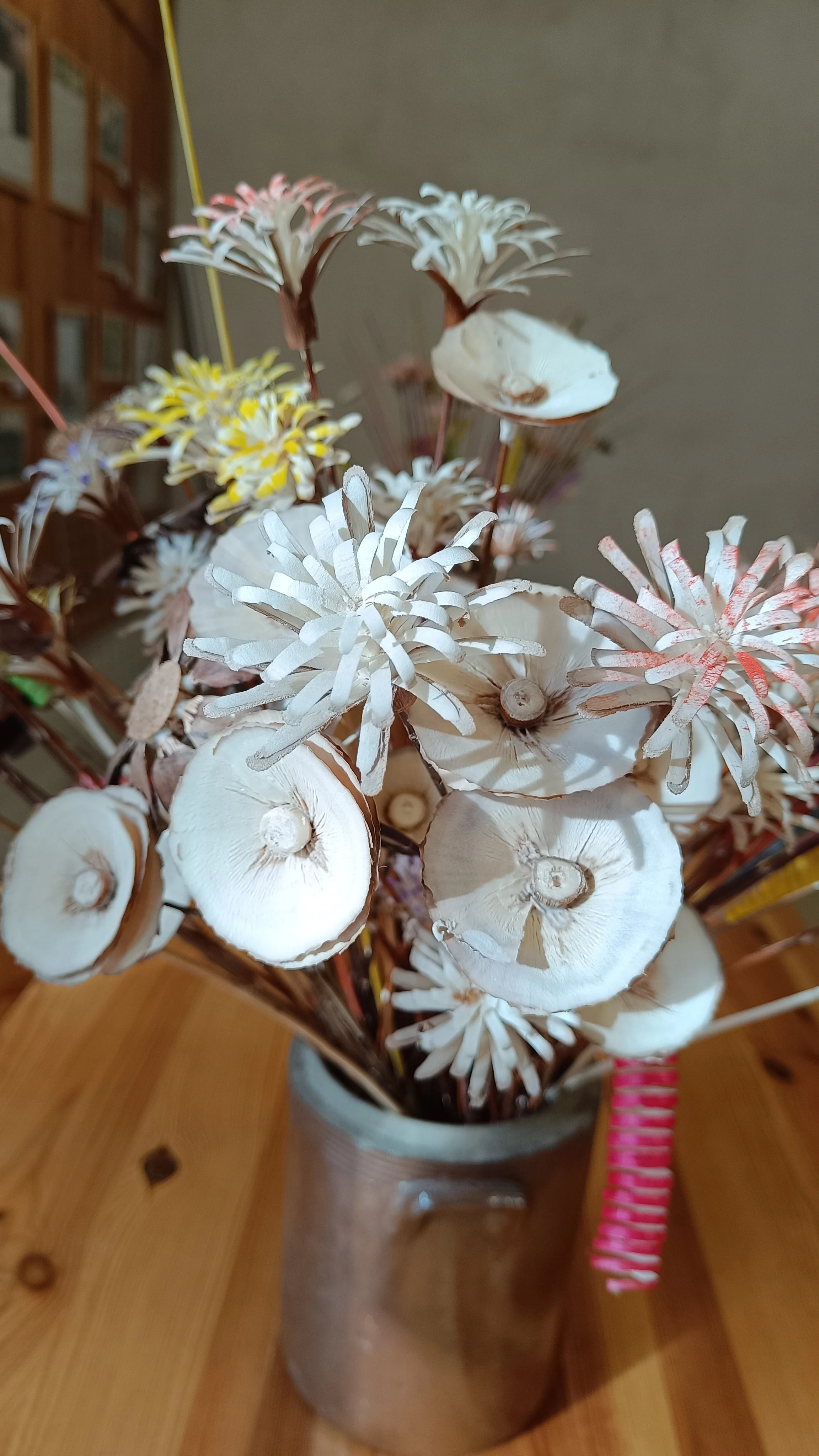 Stage manuel de fabrication de fleurs en bois