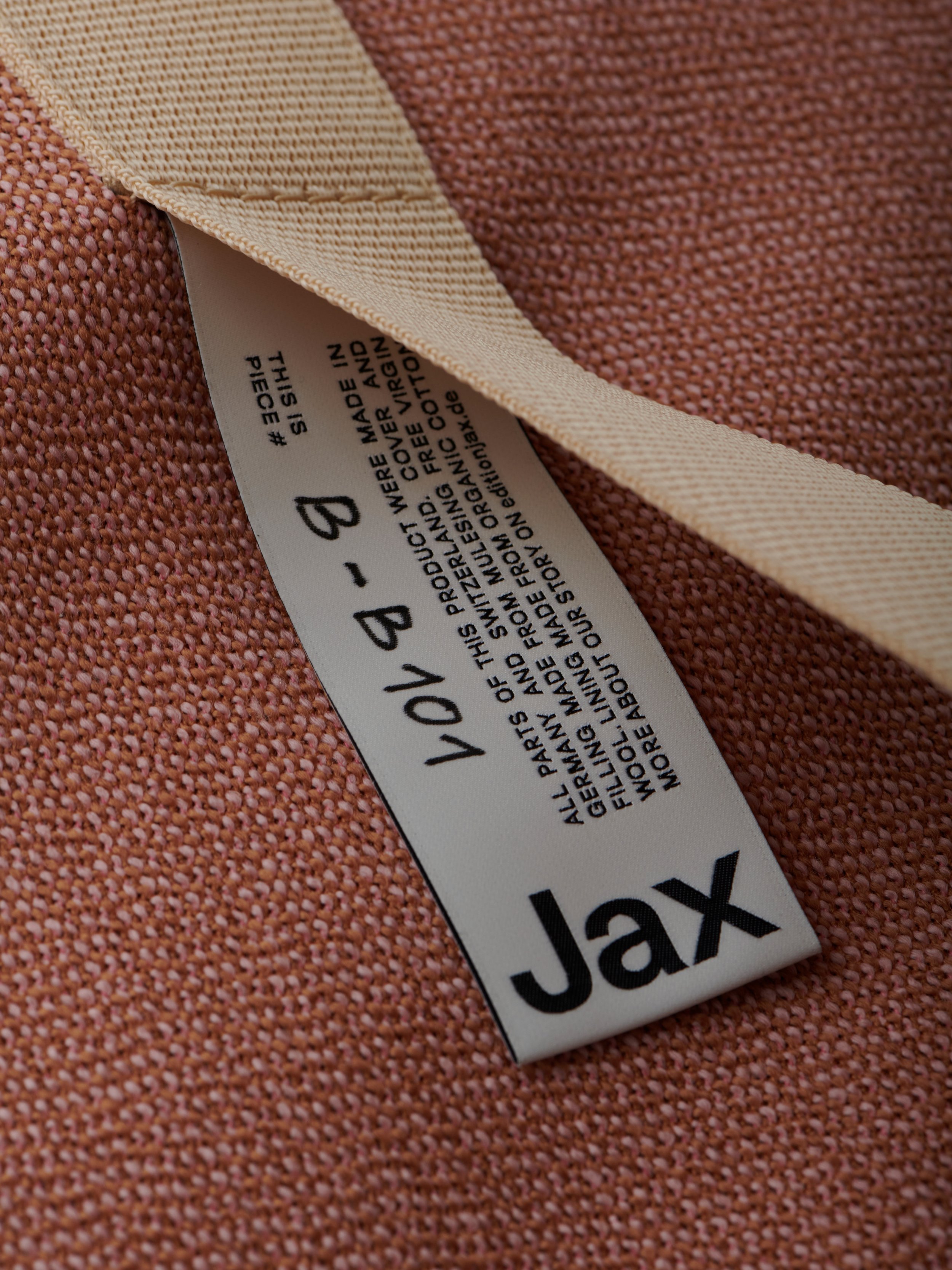 JAX_April22_405_web shop.jpg