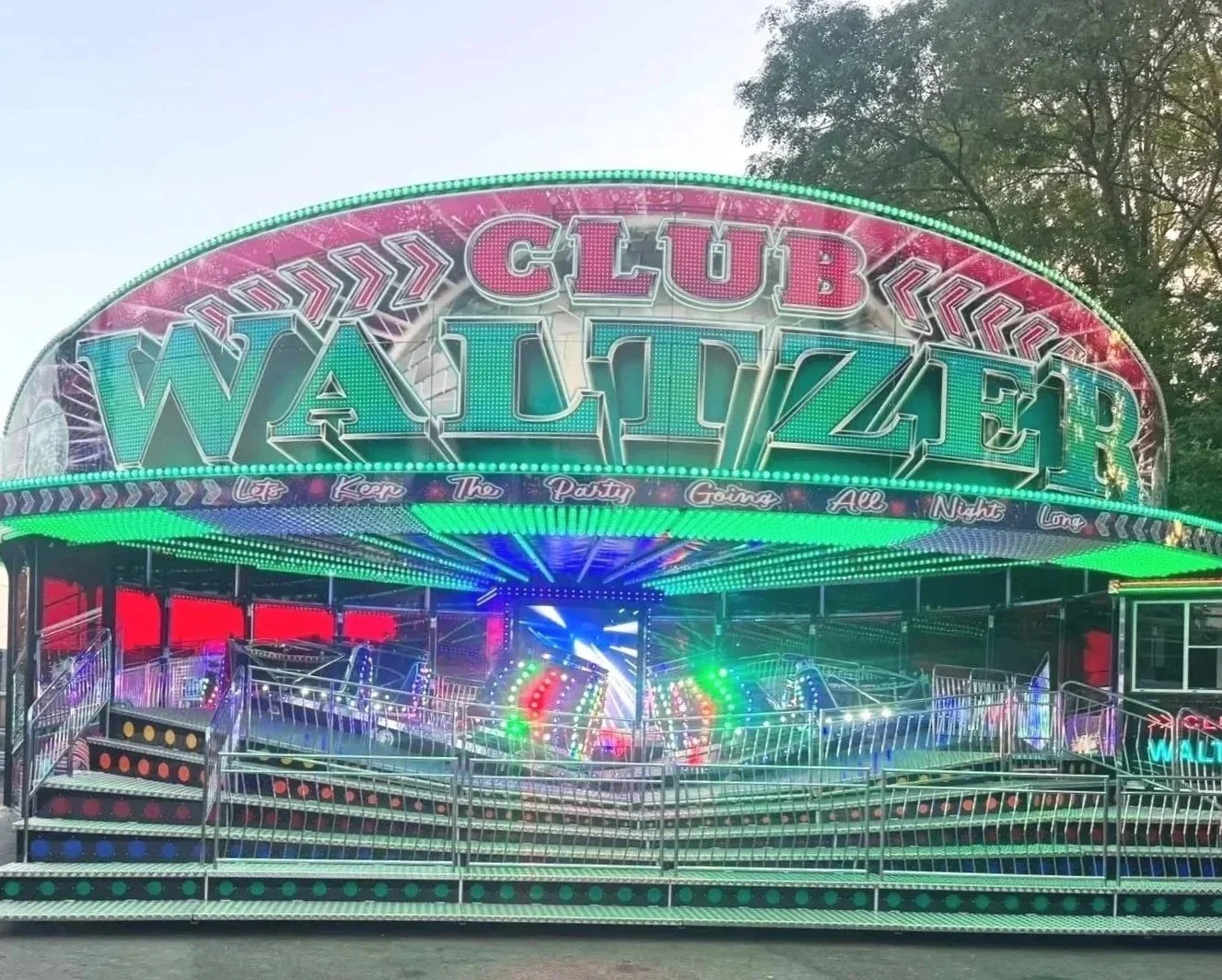 Showman%25252BSigns%25252B-%25252BClub%25252BWaltzer%25252B-%25252BFairtrade%25252BWaltzers%25252B-%25252BDesigned%25252Bby%25252BJames%25252B2.jpg