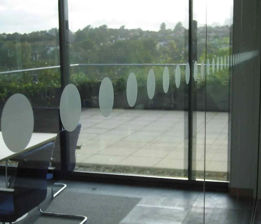 WINDOW MANIFESTATIONS