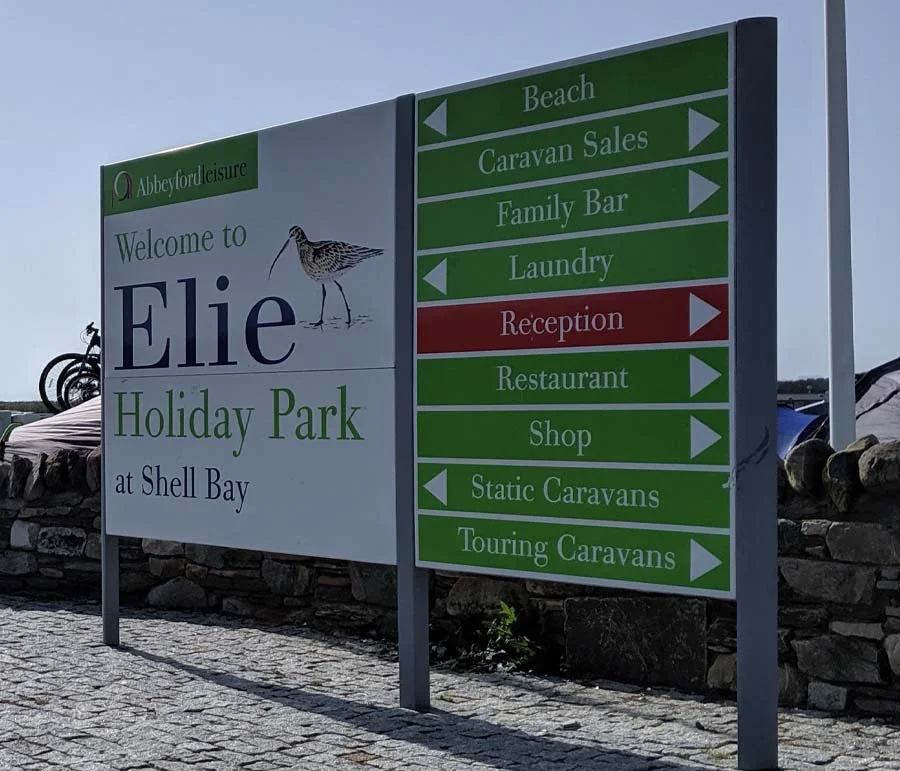 POST & PANNEL SIGNS