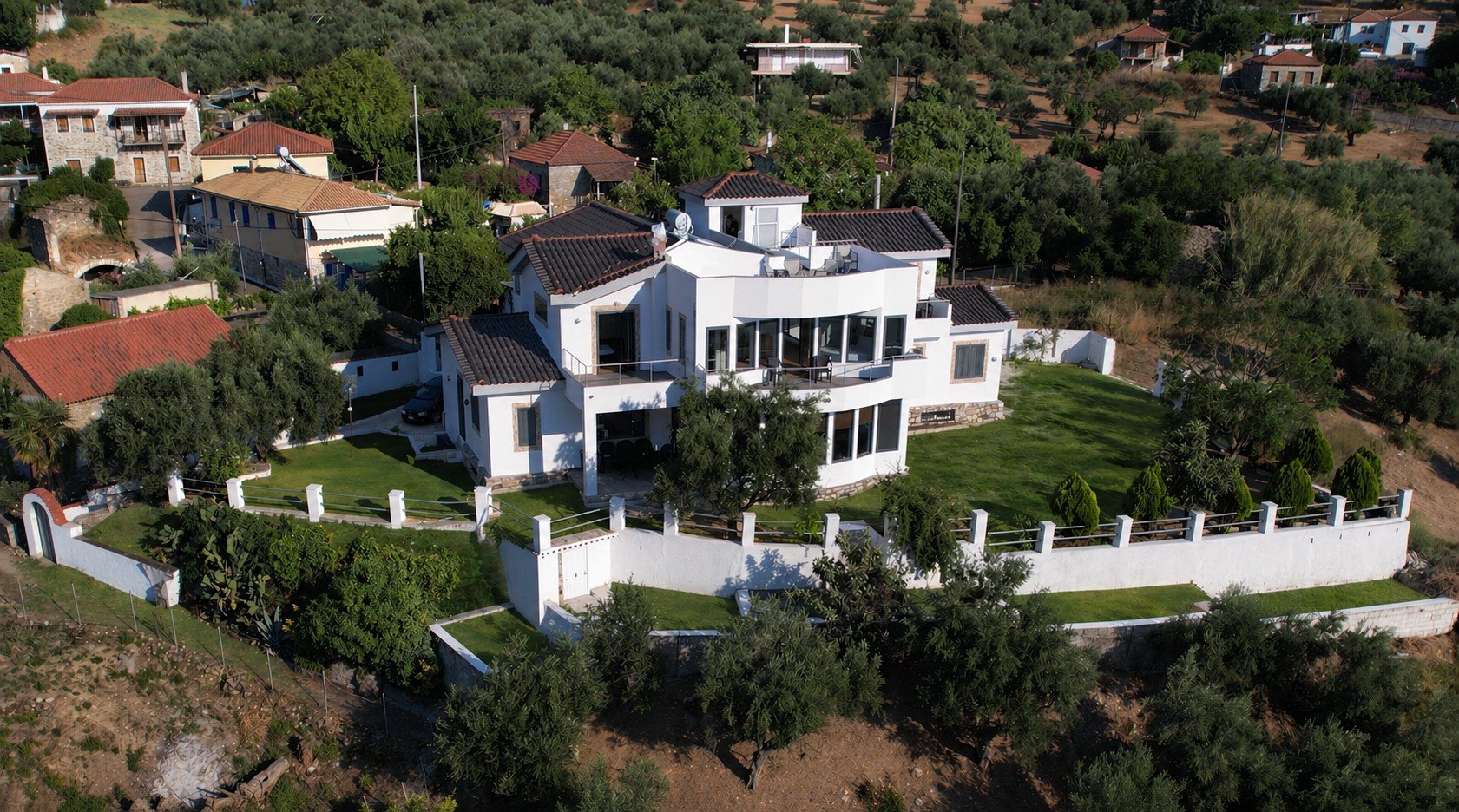 Zografos Studios Daytime.jpg