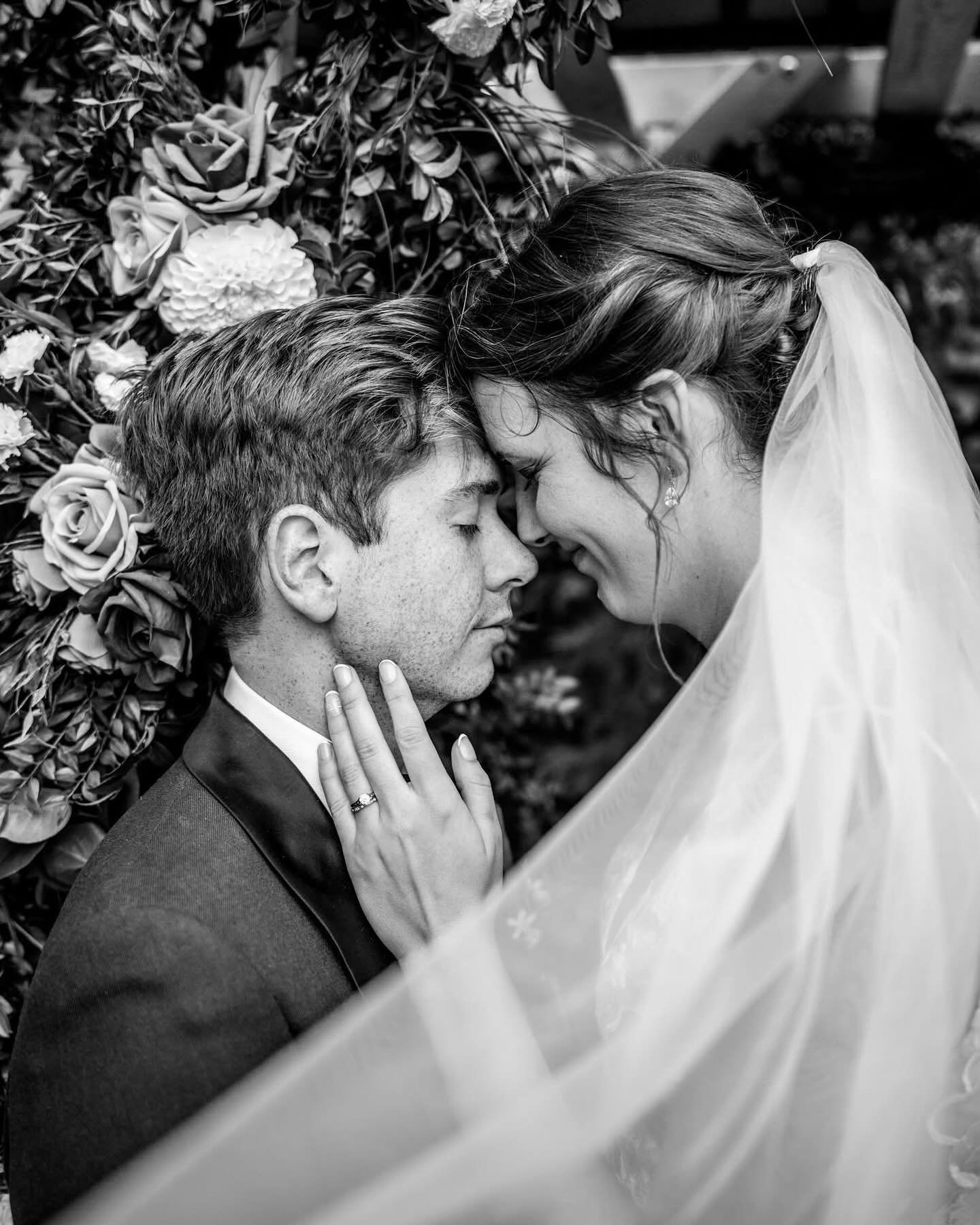 📣 Friendly PSA! I just need you to know that I just sent off my final gallery of 2024 &amp; I&rsquo;m feelin&rsquo; real good about it! #janellenicolephotography