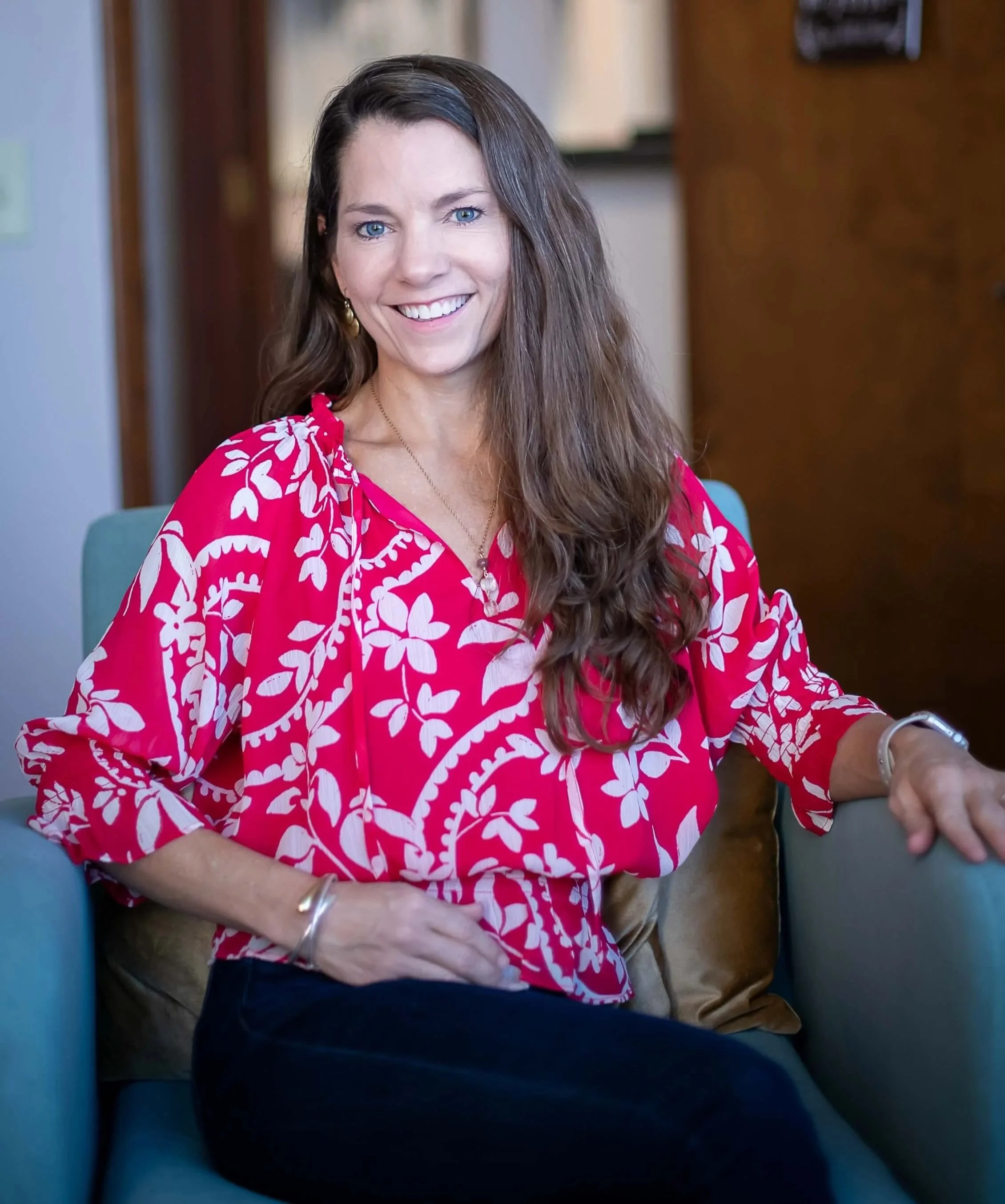 Image of Lauran Daugherty representing Anxious Attachment Therapy