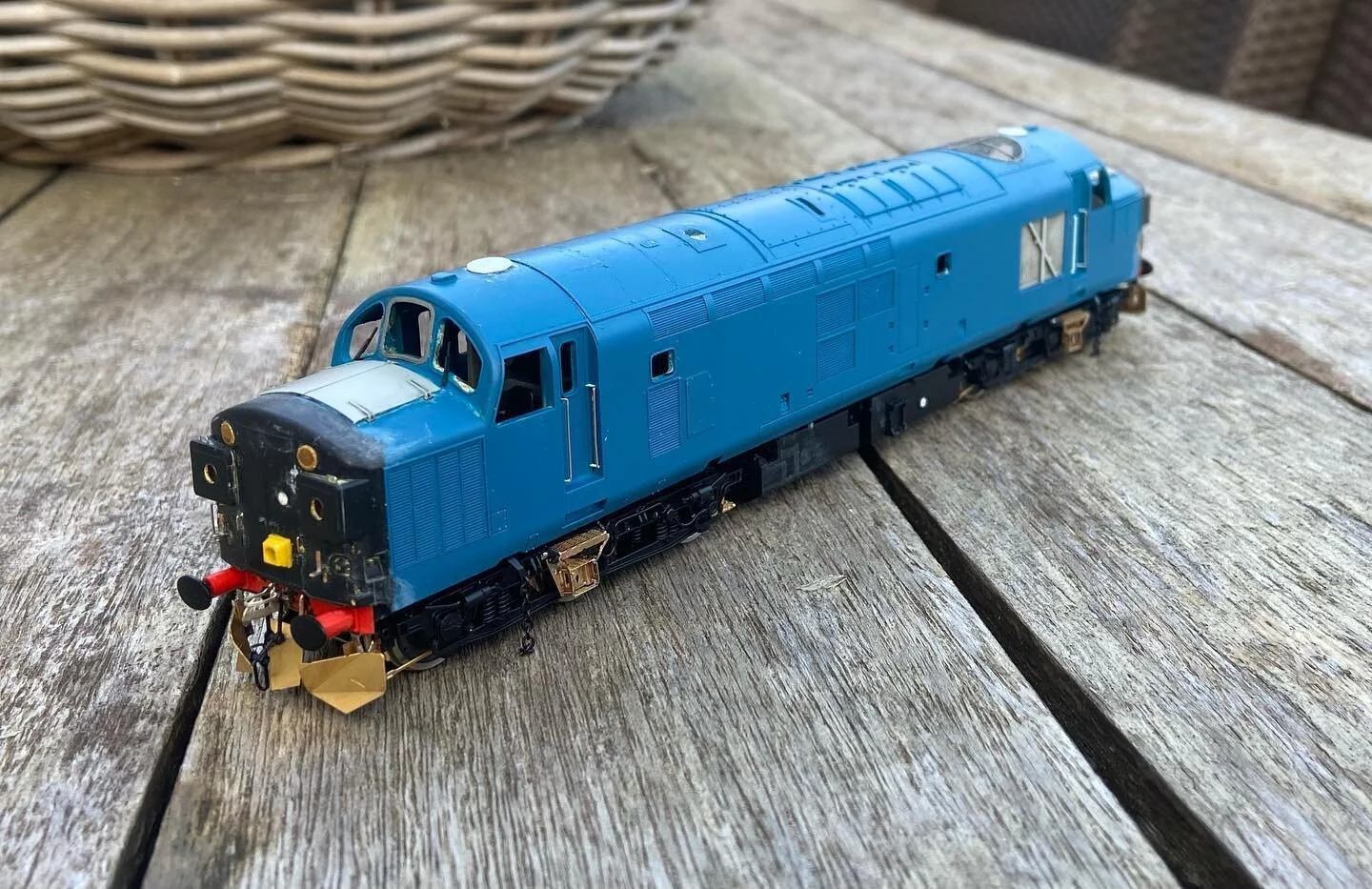 Managed to finish the main work on 37114 today, which is now ready for finishing and painting. Given this needs a full respray from the Bachmann 37043 large logo donors, I wanted to push myself to try and get as close to the ultimate 37 in 4mm as I c