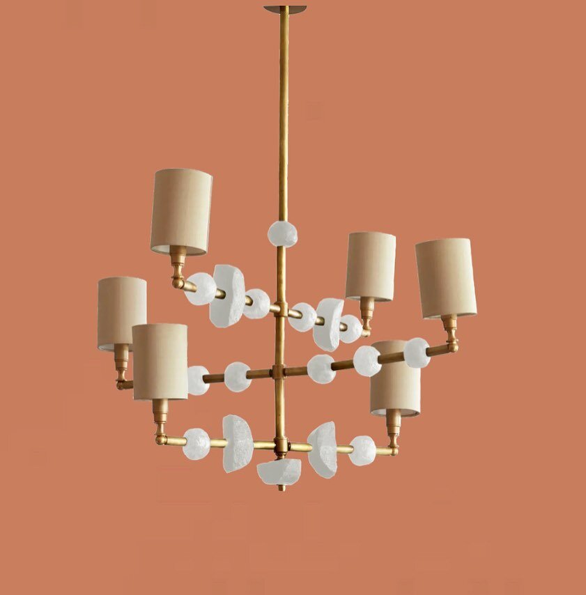 The Mayfair chandelier in plaster white.
.
#classicdesign #classicinterior #livingwithart #sculpturallighting #collectibledesign #functionalart #margitwittig_artist #londoninteriors #newyorkinteriors