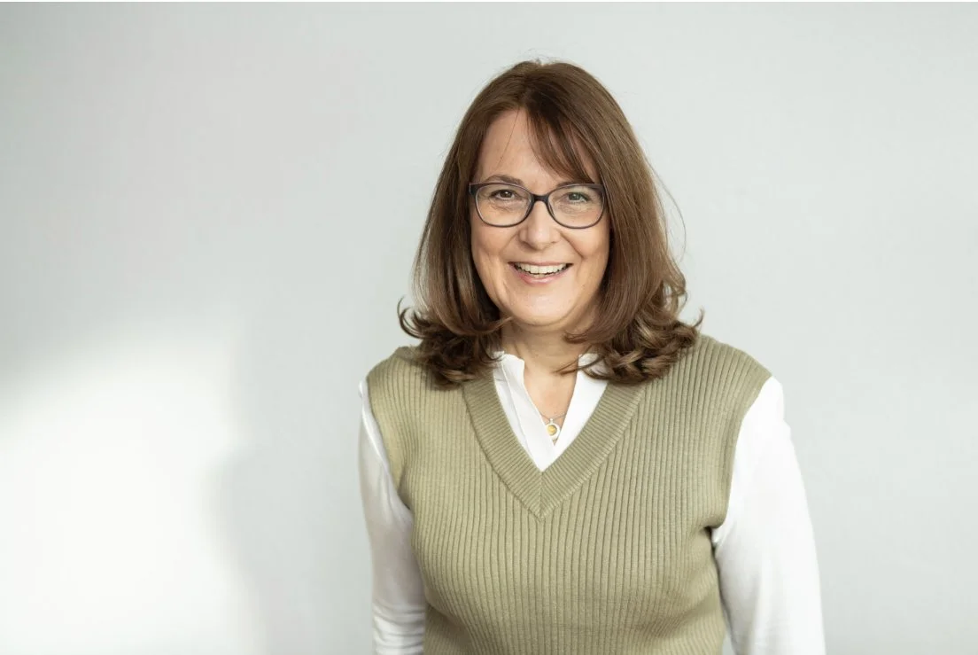 Über Mich — EASY OFFICE