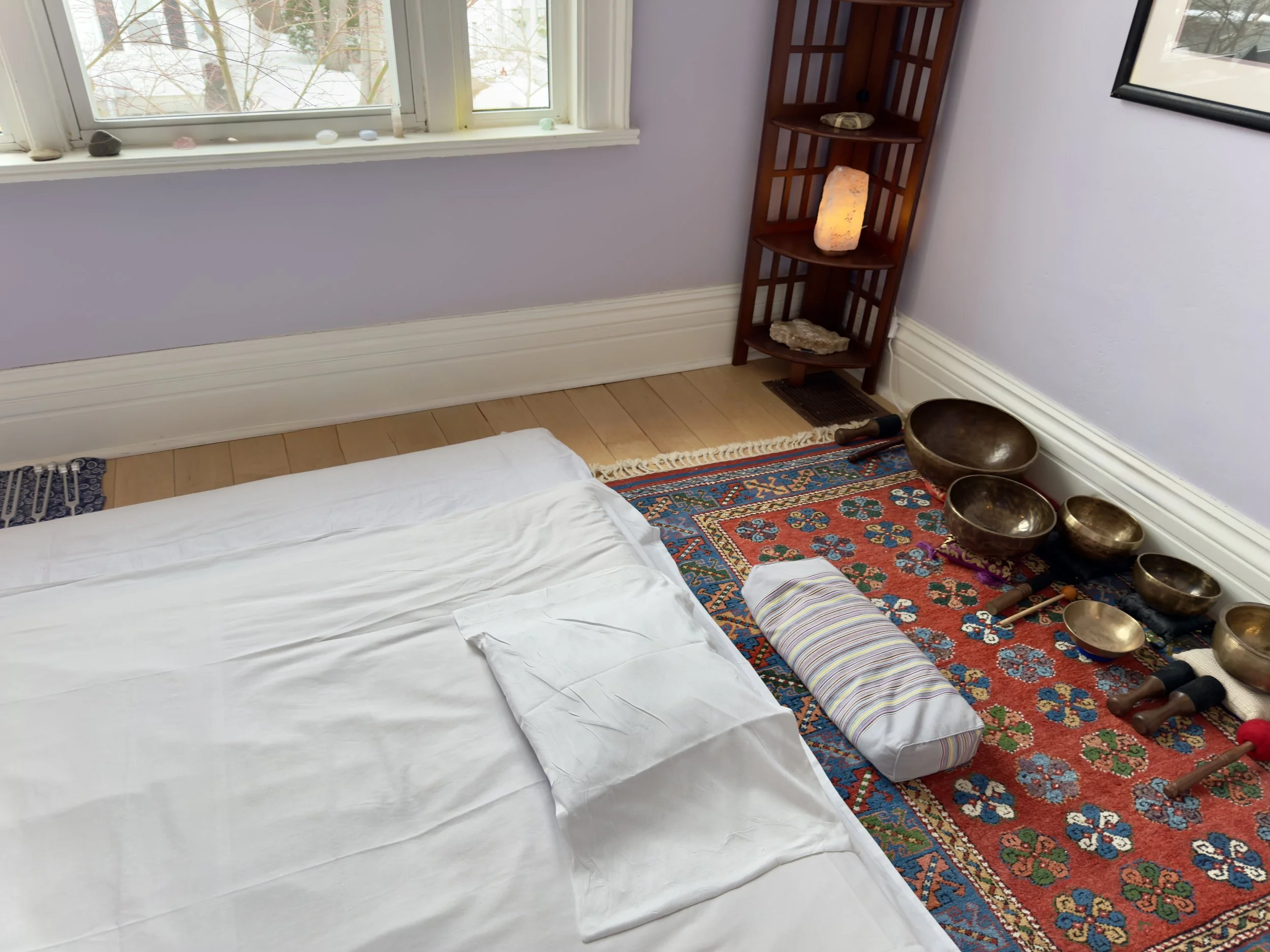 Opening Qi (Energy) Flow: Self-Treatment for Stress and Anxiety