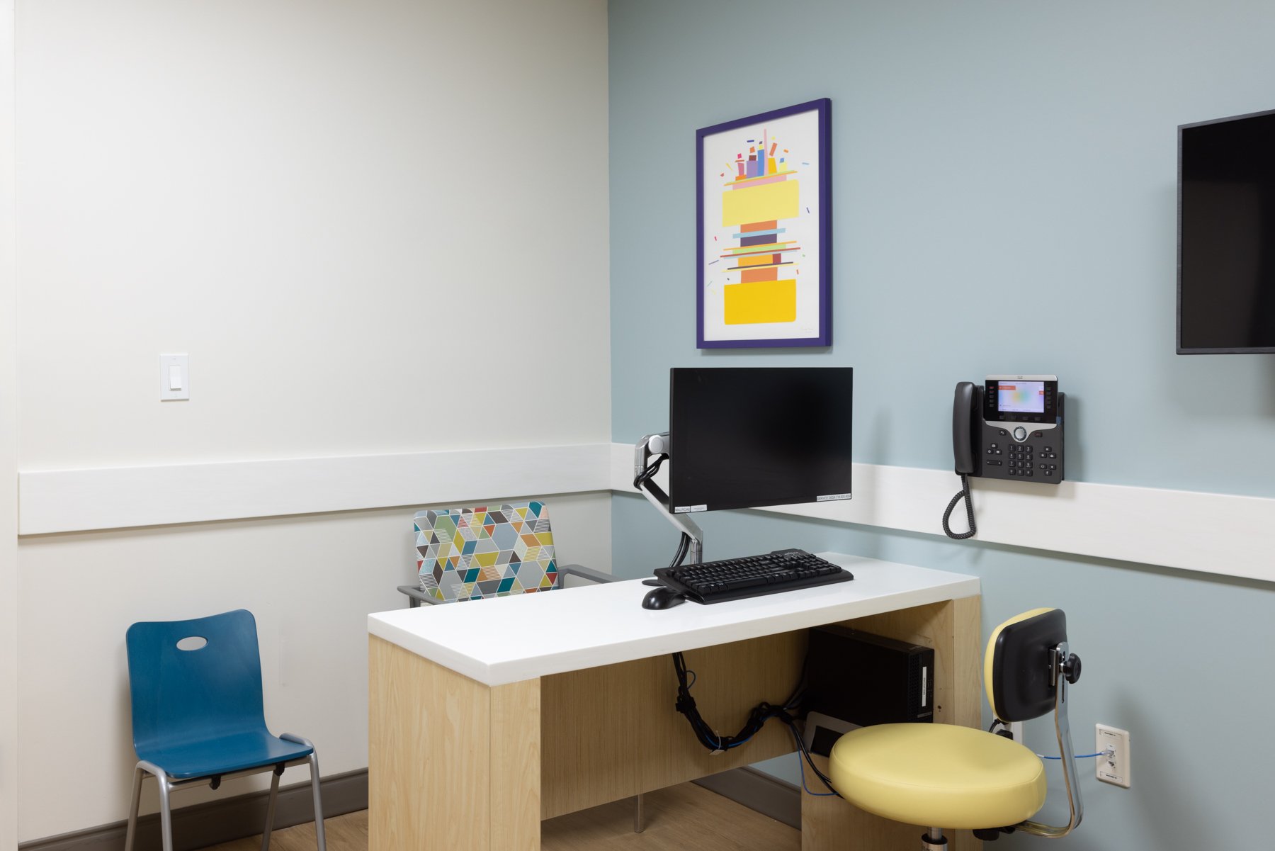 22_5_24_PediatricsUrology_FIneArts-017.jpg