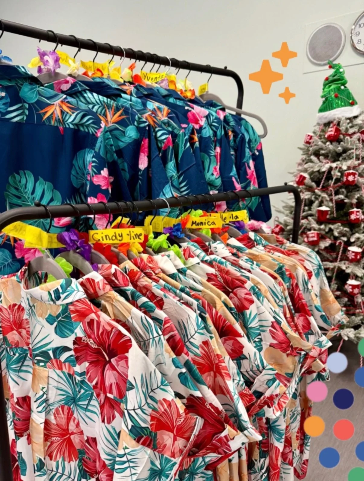 BTS pictures form our &ldquo;Tropical Holiday at Arc&rdquo; Showcase form ETC&rsquo;s last season! 🌺🌴

Here we are getting ready with some of our beautiful actors from @arcbroward. 

What an unforgettable show!!! 🫶💜

##exceptionaltheaterco #arcbr