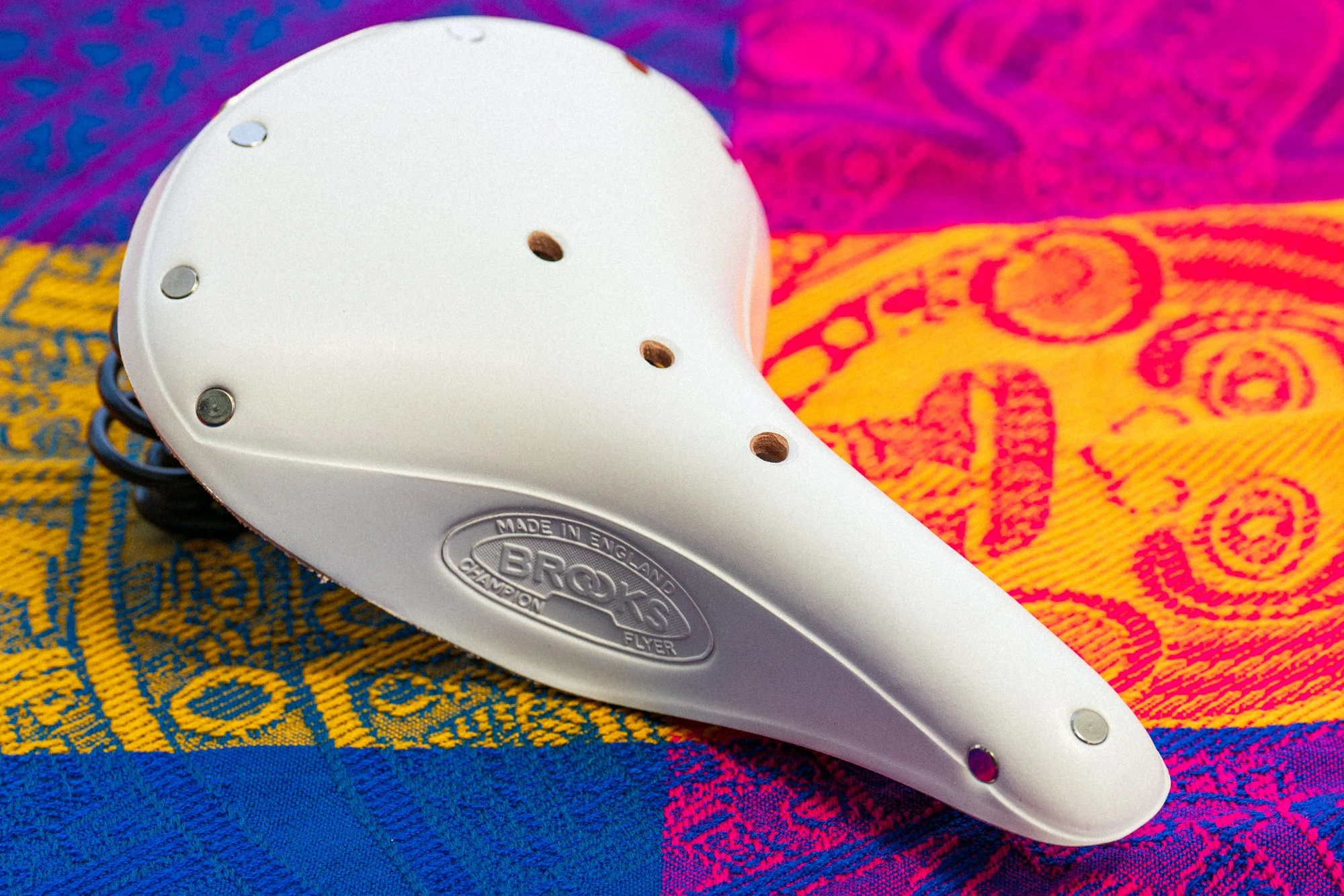 Brooks Flyer Limited Edition White