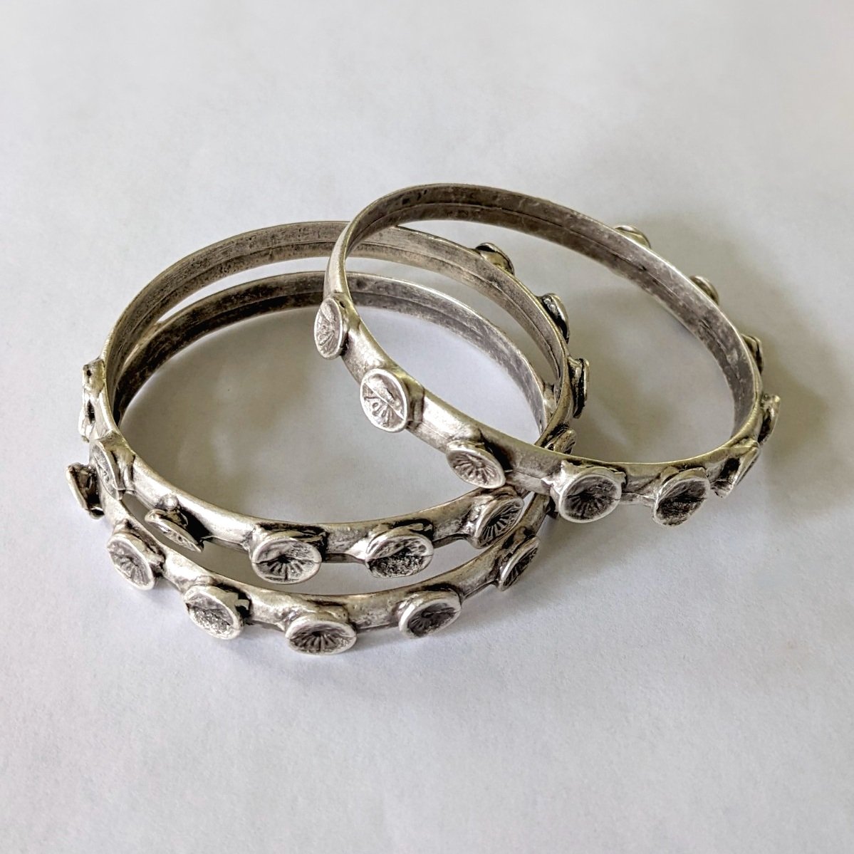 Chan Luu 18k Gold Barnacle Beaded Bracelet | Anthropologie Japan - Women's  Clothing, Accessories & Home