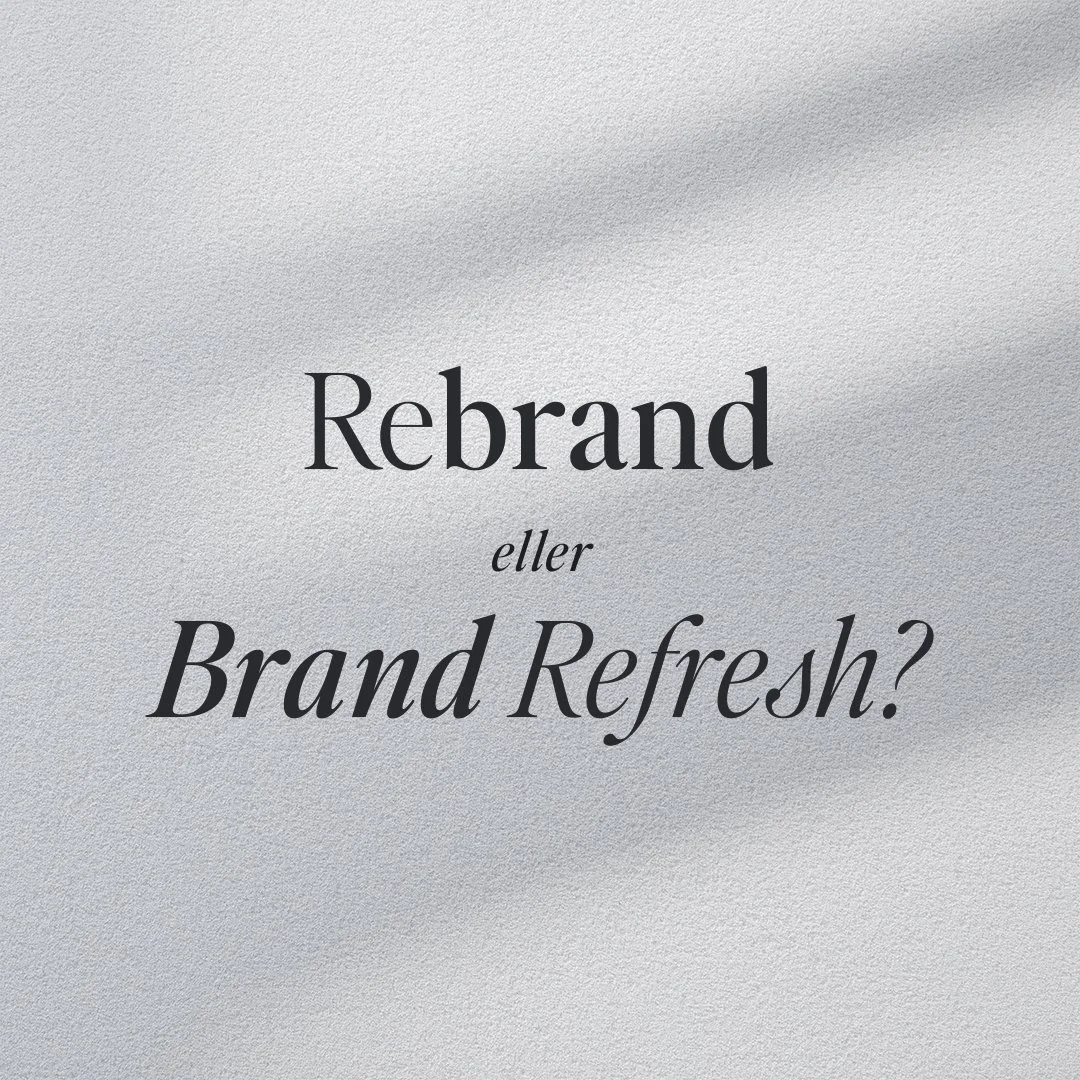 Rebranding handler ikke kun om et nyt udseende, men om at styrke din virksomheds brand og sikre, at det forbliver relevant i en verden i konstant forandring.

Der er to hovedtyper af rebranding:

✨ Rebrand
Et rebrand giver dig mulighed for at forme d