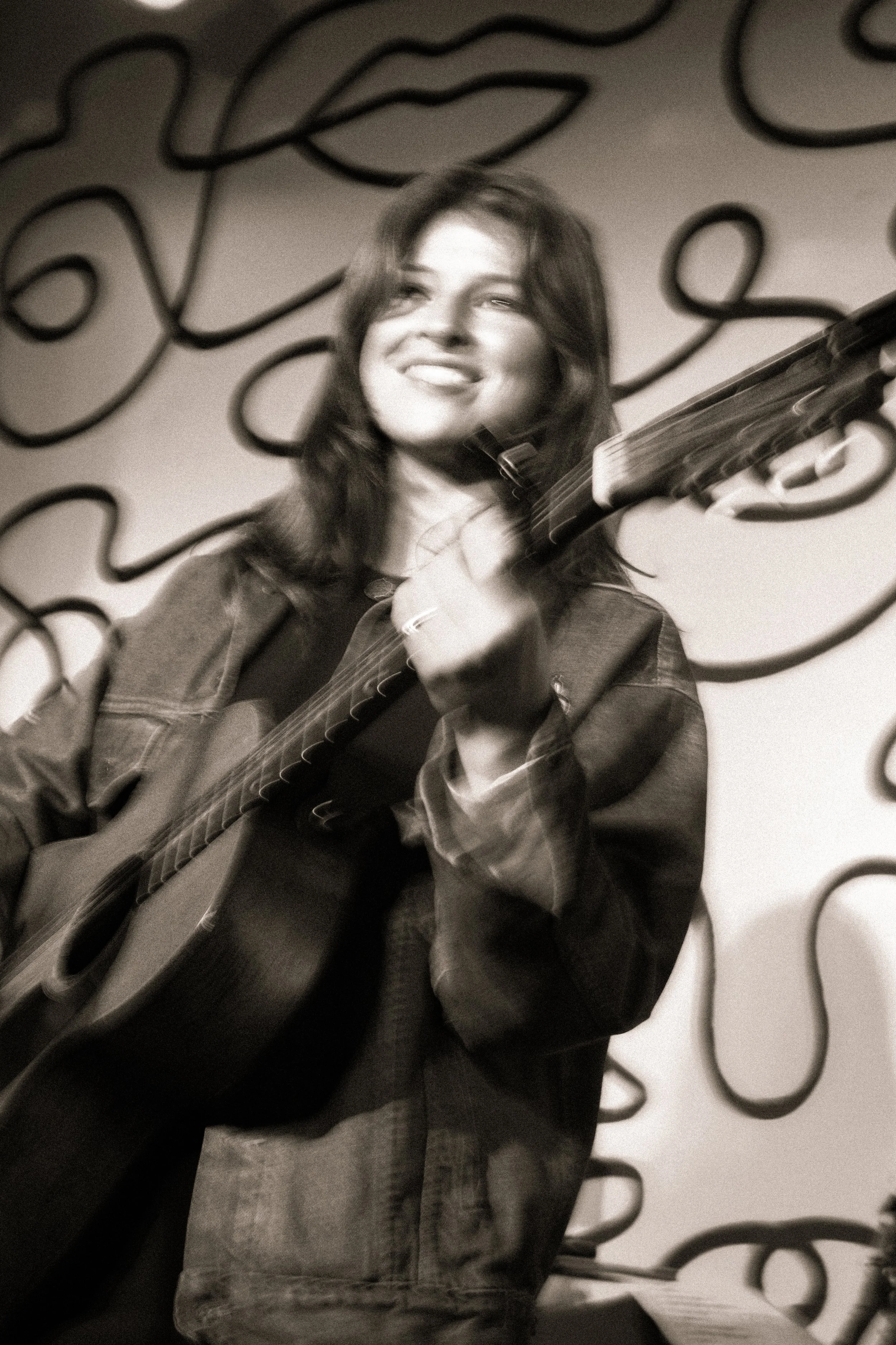 Lizzy Cameron @ Makeout Music
