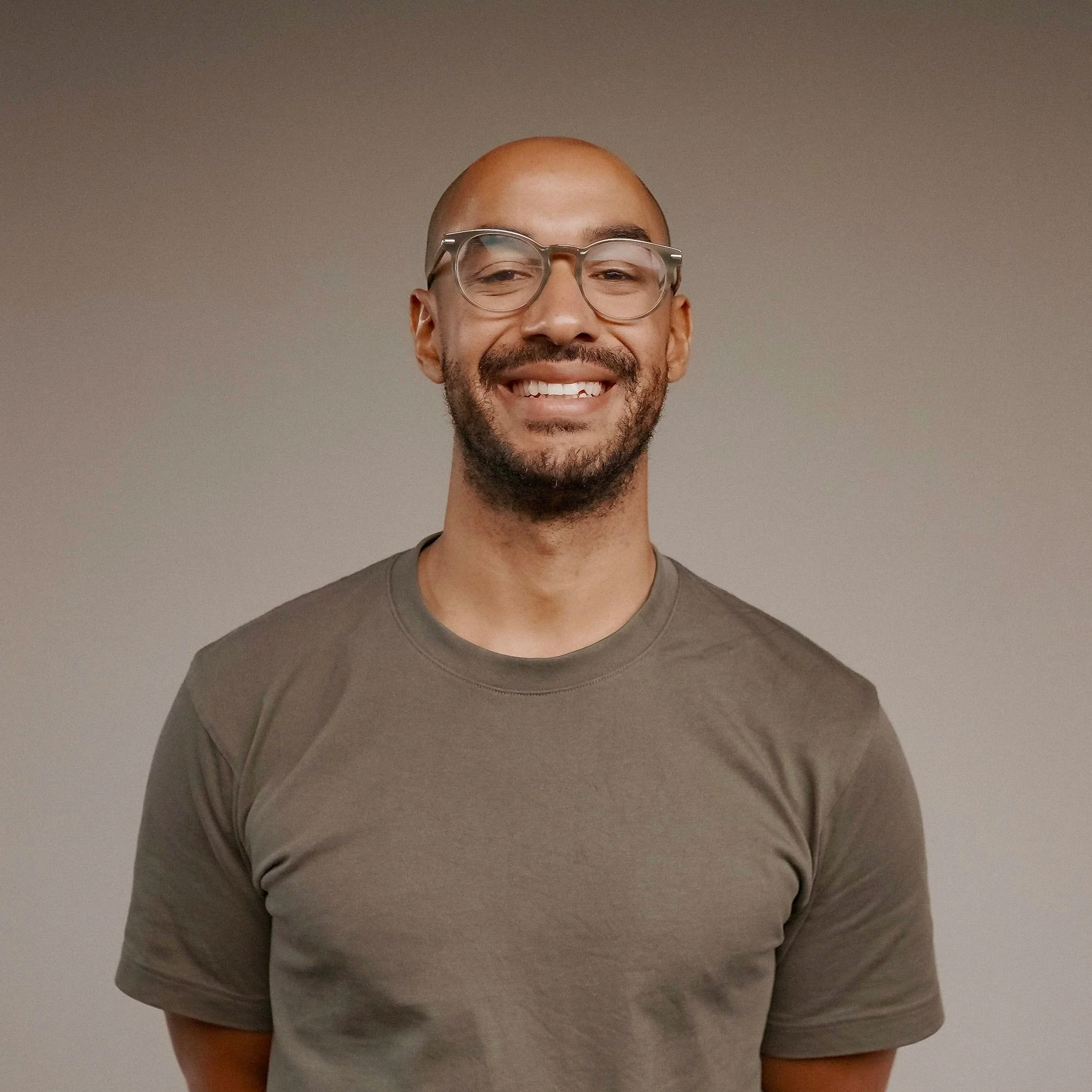 Augustin Hadonou, co-owner of Kaizen Physiotherapy & Performance. Providing acupuncture for pain relief.