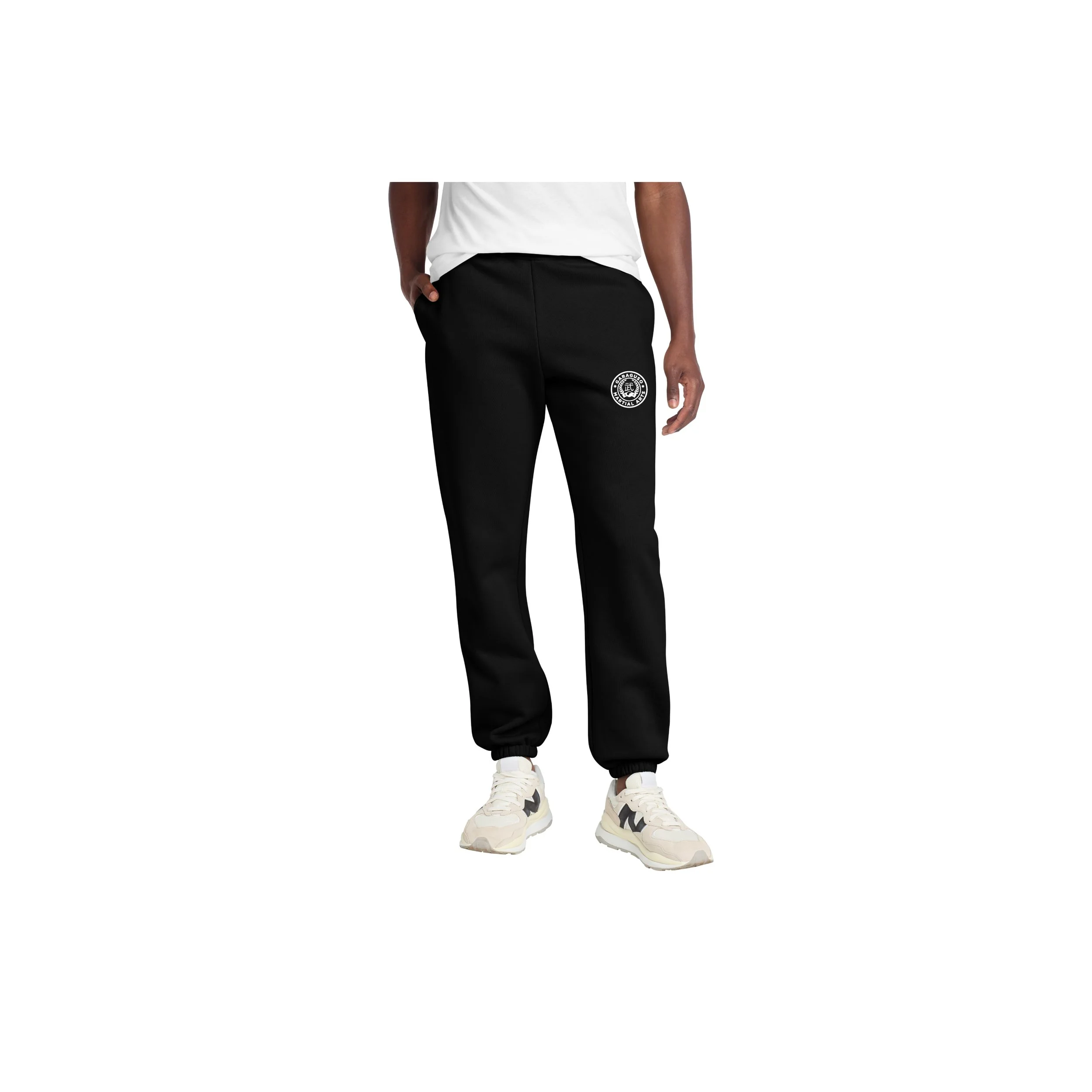 DT6162_Black_Model_FrontWhite.jpg