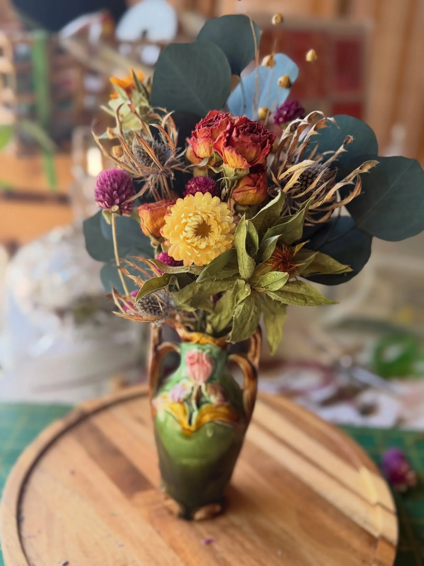 Quietly tucking flowers into vases in preparation for Bloom Fest at @bonnetspringspark . Also peep 👀 those butterfly ranunculus from the garden drying on the line. 
#driedflowers #flowerfarmer #cutflowers #estatesalefinds