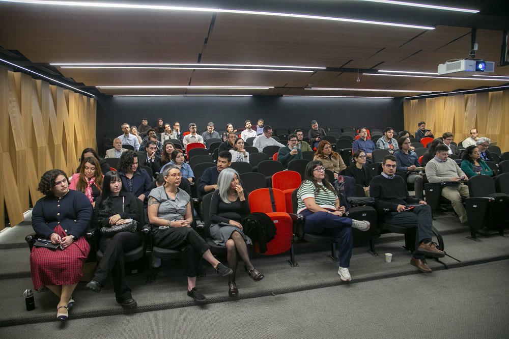 SEMINARIO HIBRIDO IA Y TRABAJO-UDP-PSICO-GCB0044.JPG