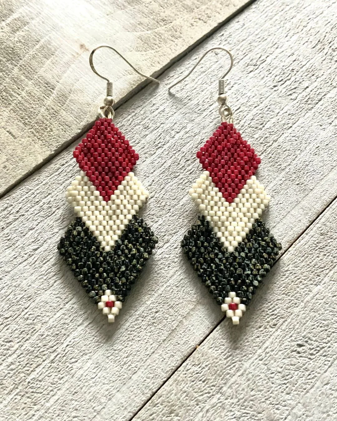 red-brickstitch-delicabeads-handmade-beadedearrings2.jpg