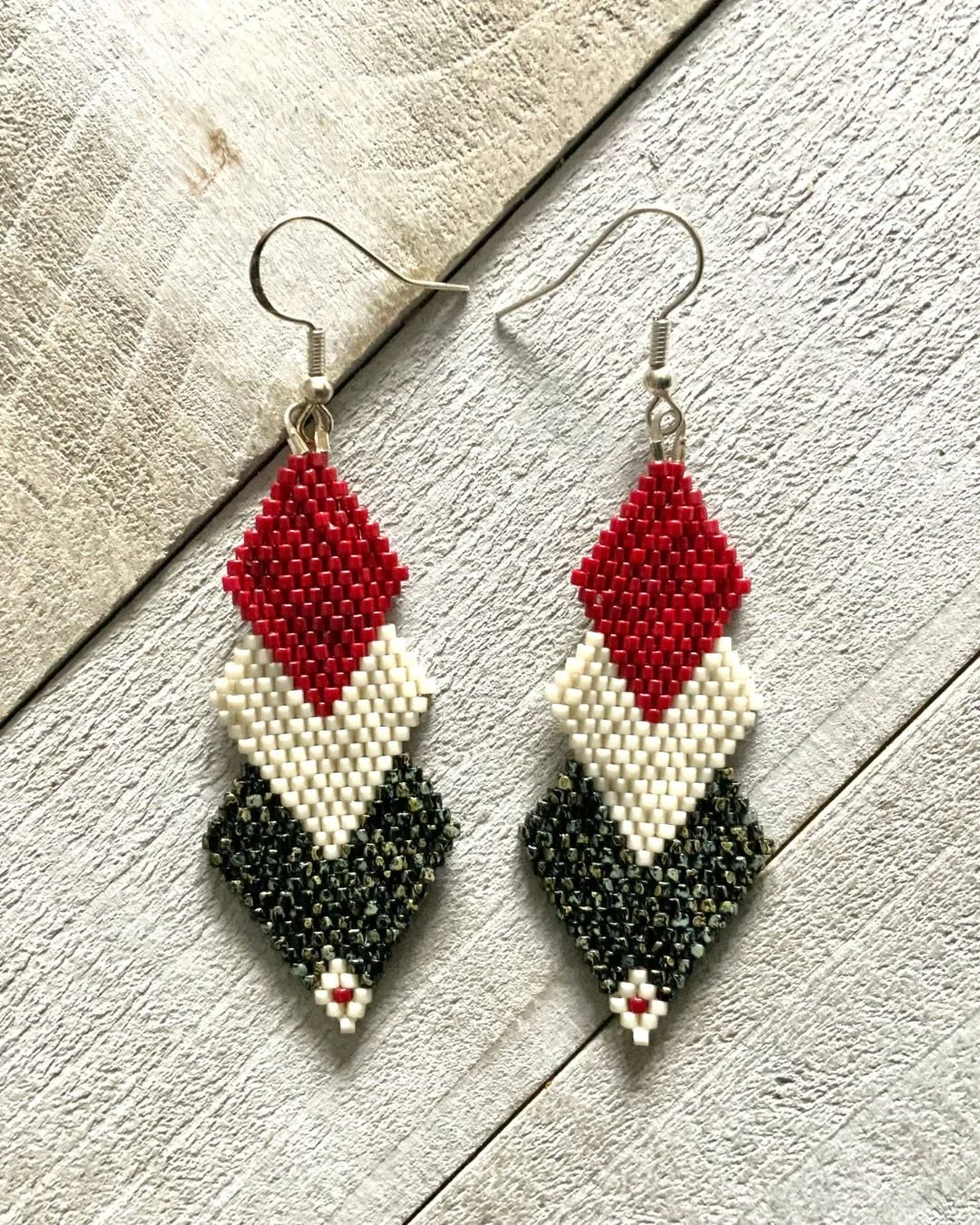 red-brickstitch-delicabeads-handmade-beadedearrings4.jpg