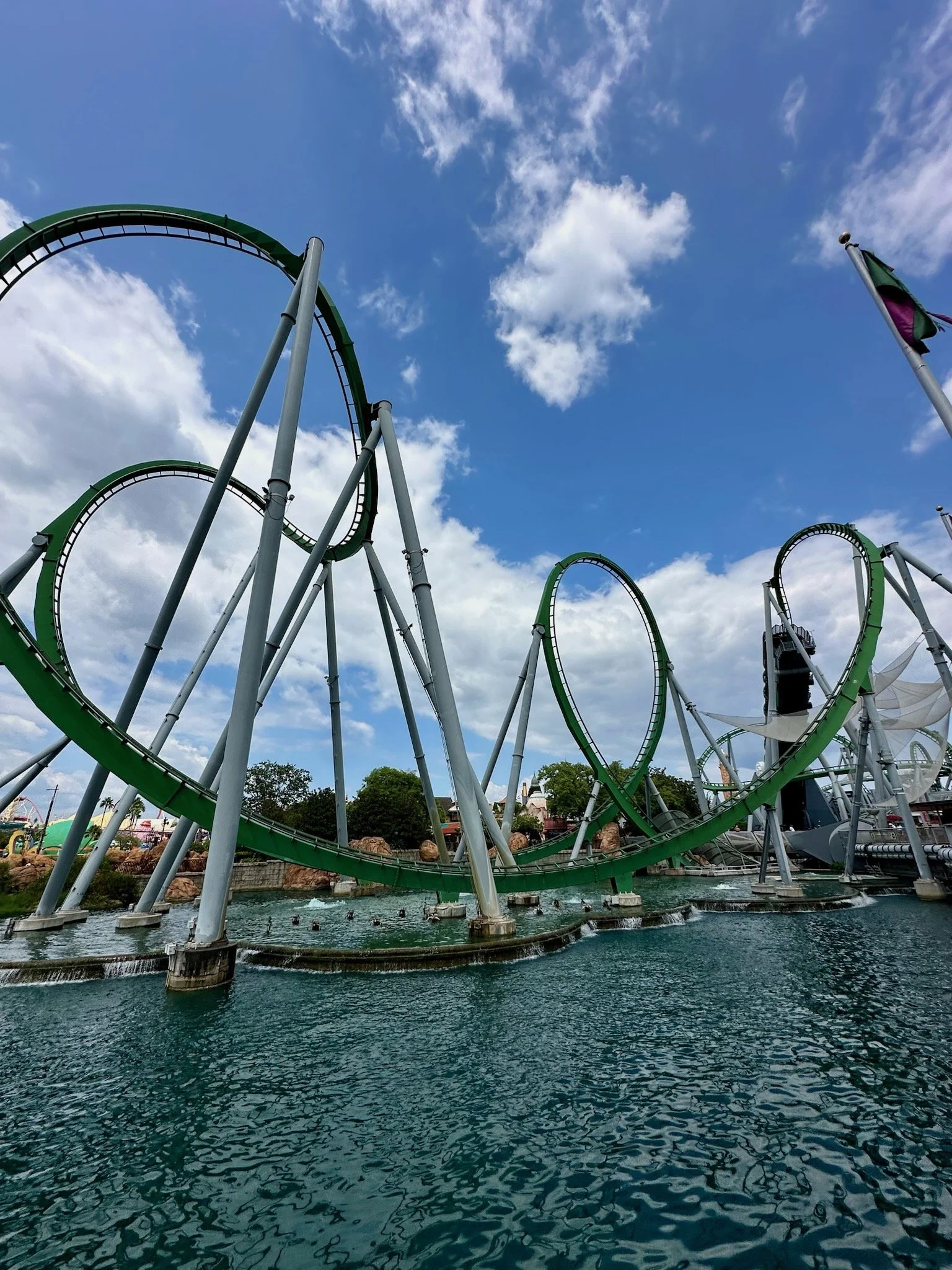 the_hulk_coaster.jpeg