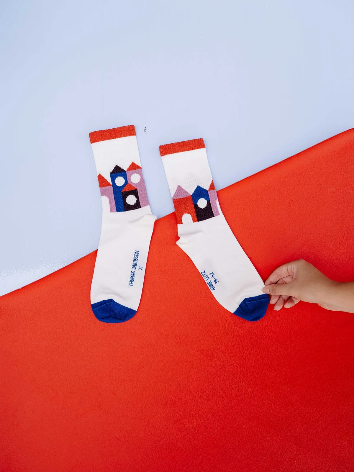 2026_08_ThomasJakobson_Socken_AnneLutz-14_websize.jpg