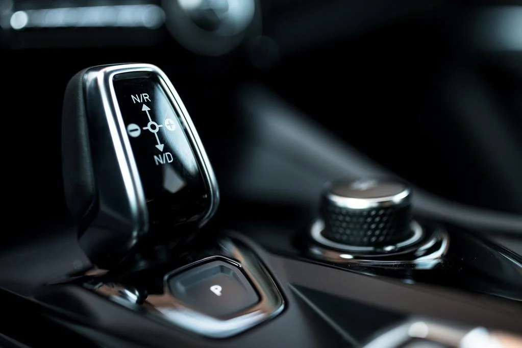 lynk-co-02-interior_2.jpg