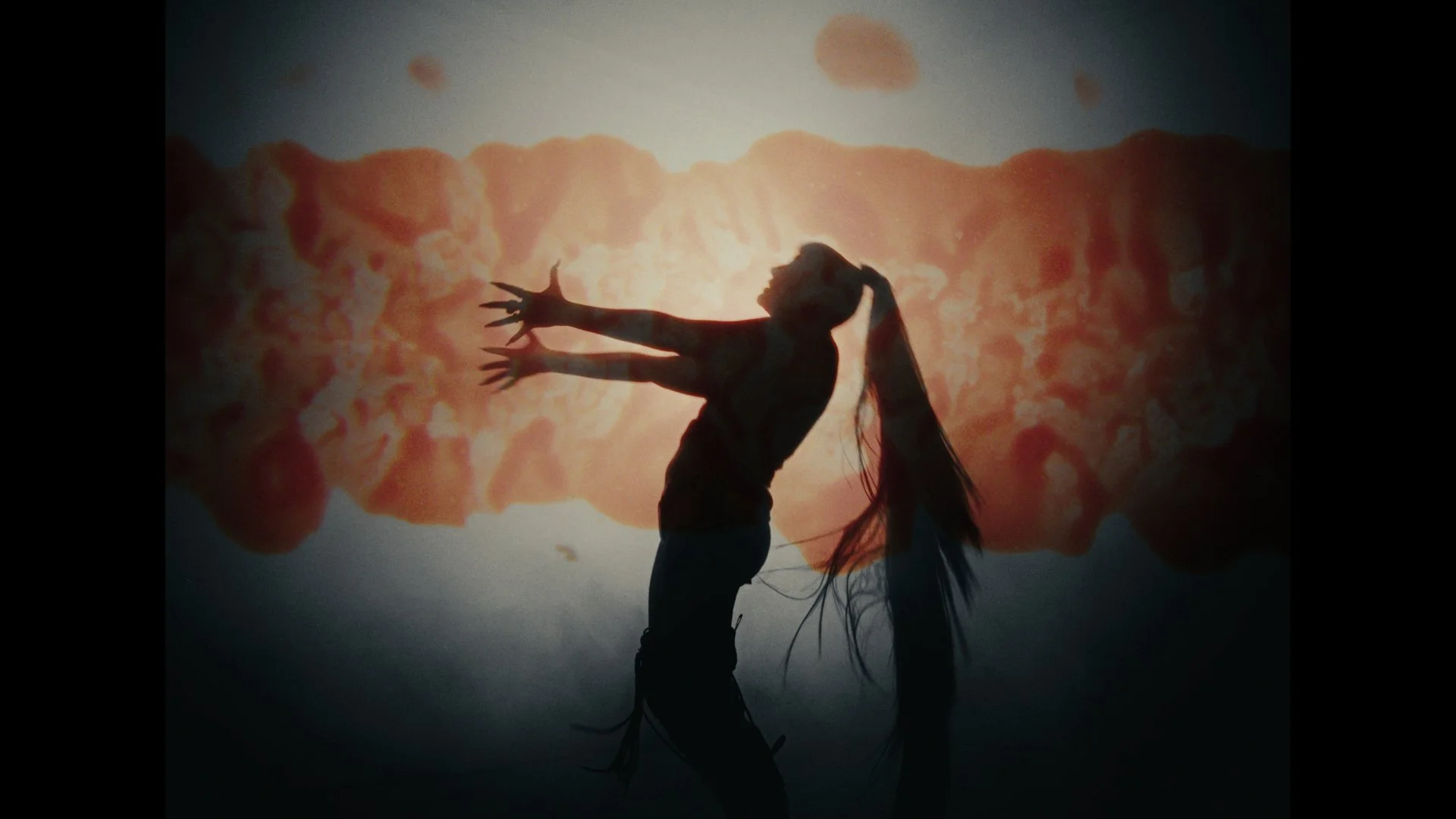 DEGRADATION_MV_V5.00_02_58_15.Still056.jpg