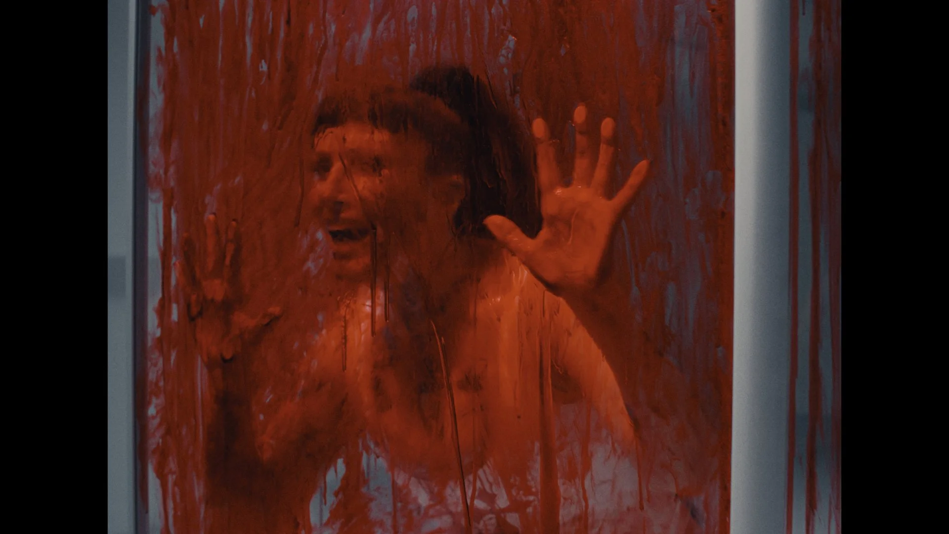 DEGRADATION_MV_V5.00_02_54_02.Still053.jpg