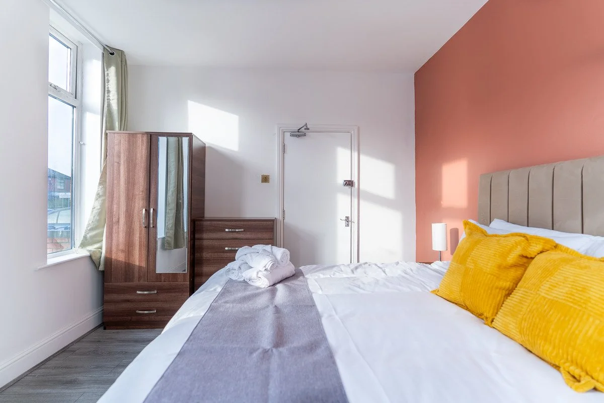 Staycasa Accommodation Manchester - Mauldeth Rooms-04.jpg