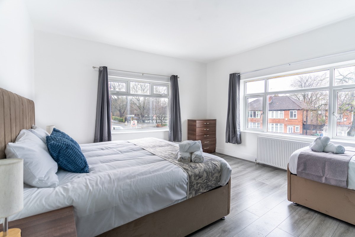 Staycasa Accommodation Manchester - Mauldeth Rooms-16.jpg