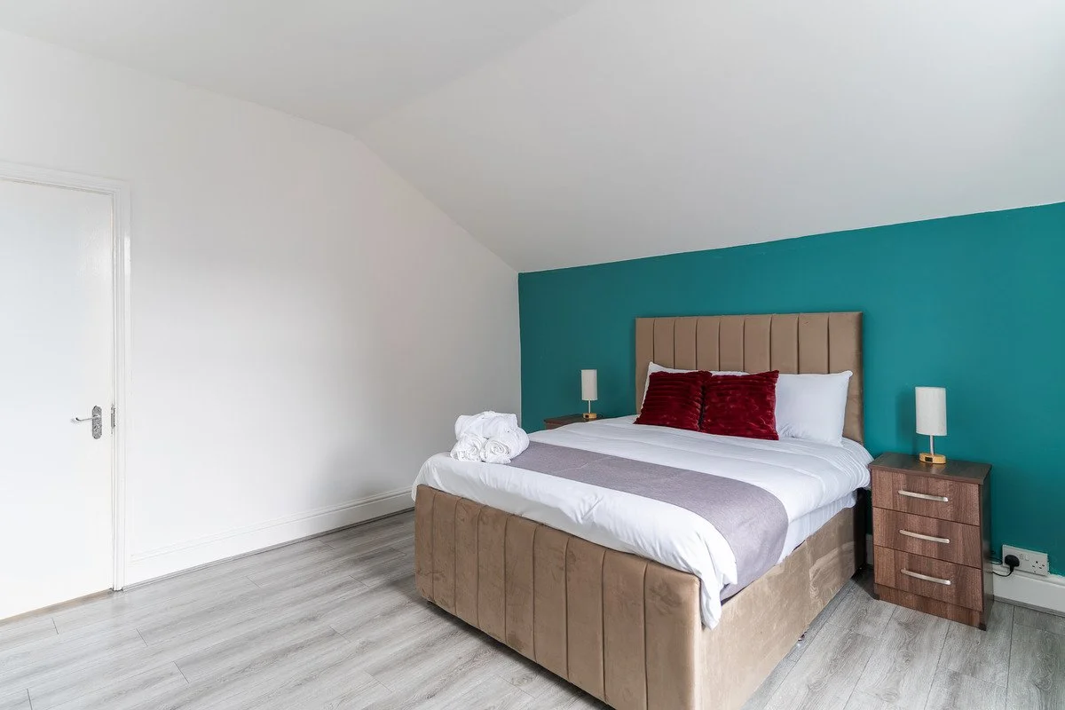 Staycasa Accommodation Manchester - Mauldeth Rooms-08.jpg
