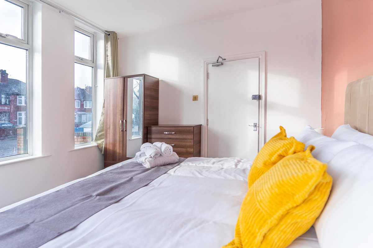 Staycasa Accommodation Manchester - Mauldeth Rooms-05.jpg