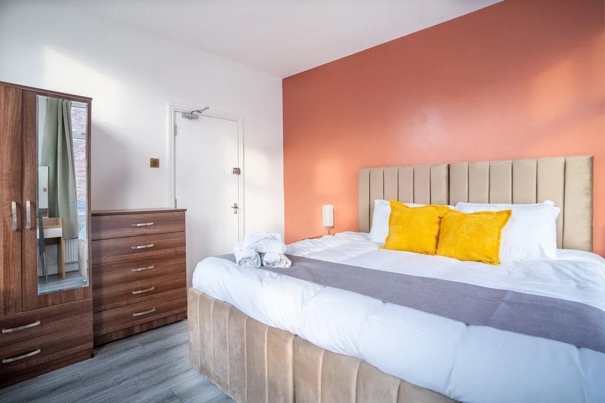 Staycasa Accommodation Manchester - Mauldeth Rooms-03.jpg