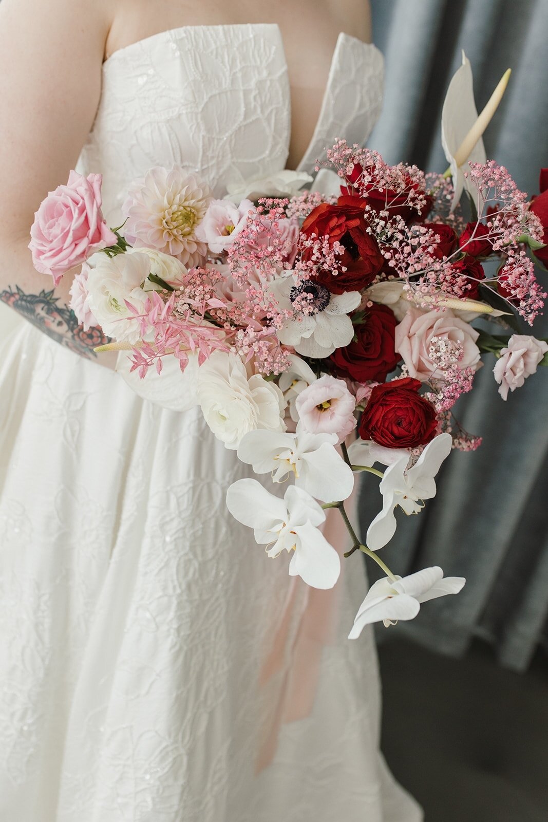 Roses, Orchids, Anthriums and Dahlia's OH MY.
For Haley - Love, Urban Allure Events

Planning, Design, &amp; Floral: @urbanallureevents
Venue: @rm1520
Photographer: @nicoledonnellyphoto
Video: @oldnorthfilmco
Hair: @emilyraebridalhair
Makeup: @alyssa