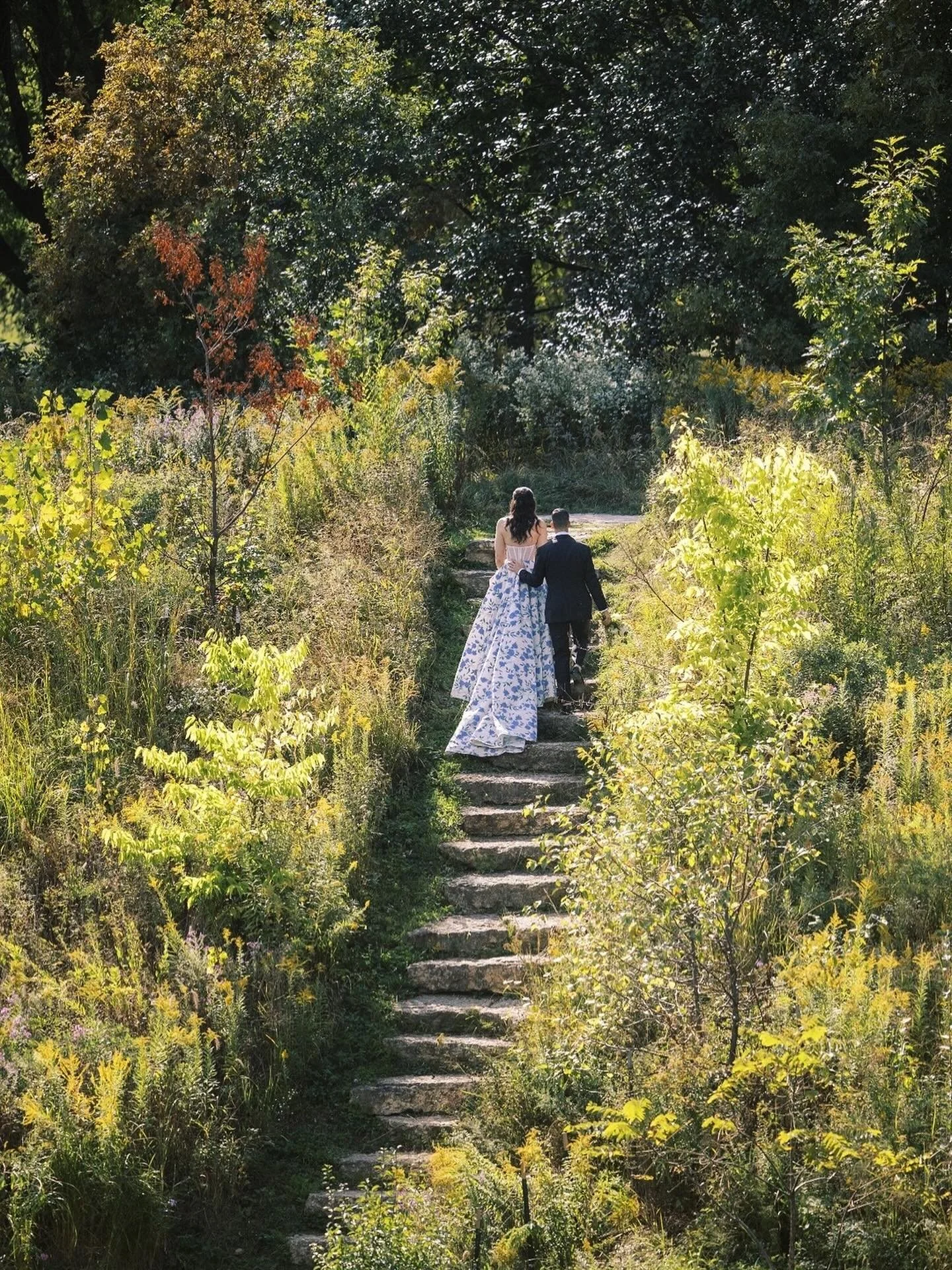 CMMC forever 🤍
⠀⠀⠀⠀⠀⠀⠀⠀⠀
Photo: @katiekettphotography 
Planning: @urbanallureevents 
Venue: @artifacteventschicago 
Dress: @varca.studio 
Beauty: @rarebirdbeauties