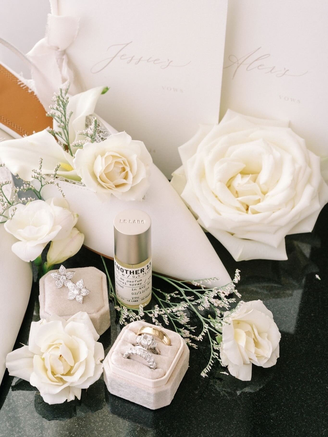 Wedding day details are our fave - because the little things tell the biggest stories. ✨ What are some of your favorite wedding details? Shoes? Rings? Vow Books?
⠀⠀⠀⠀⠀⠀⠀⠀⠀
Photo: @seancookweddings 
Planner: @urbanallureevents 
Floral: @lifeinbloom