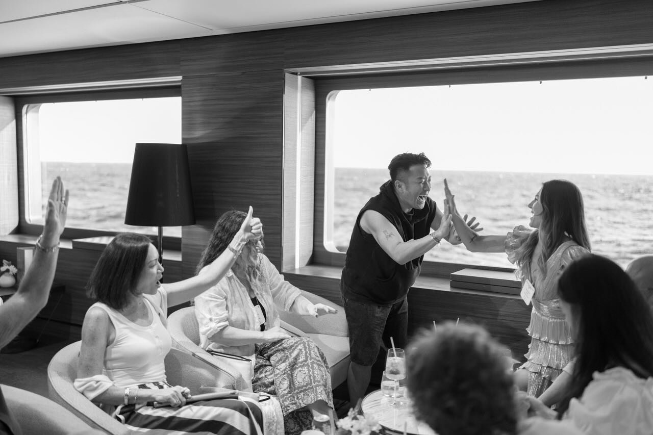 Keep scrolling if you&rsquo;re not having a little Engage FOMO.
⠀⠀⠀⠀⠀⠀⠀⠀⠀
Because I&rsquo;m still replaying moments thinking &ldquo;THAT was my favorite.&rdquo; And then another one pops up. 🤷🏻&zwj;♀️
⠀⠀⠀⠀⠀⠀⠀⠀⠀
Morning coffee with industry leaders 