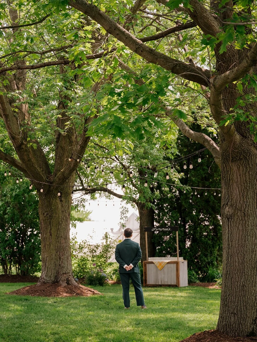 Oysters, llamas, tarot, live portrait artists, folk musicians - Ned + Emily&rsquo;s wedding had it all (and then some) 🦪🦙🎶 Every detail was intentional, meaningful, and unforgettable. Their summer tented celebration on the Wisconsin border was lay
