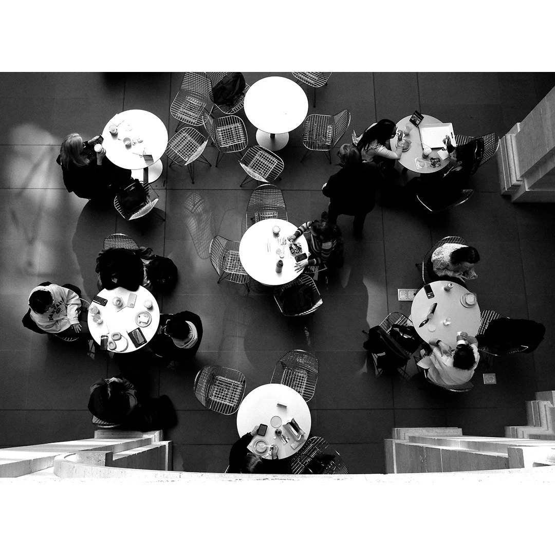 Museum Coffee Break, Harvard Art Museum, Cambridge, Massachusetts, 2025

Made with my trusty Fujifilm X-T10: 18 mm, f/5.6 @ 1/400. Post in PS and SilverEfex Pro

More to see at mahoneyslens.com (link in bio)

#mahoneyslens
#shoot4street
#street.photo