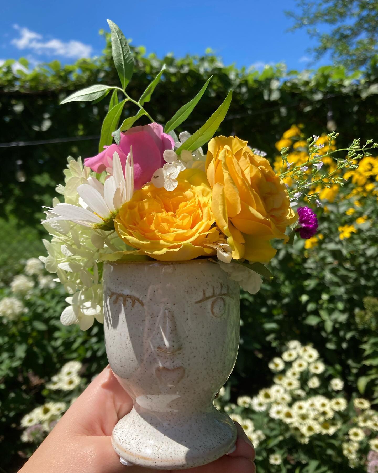 Introducing alittlesomething florals of the month club. Send a loved one a little something once a month! A little something goes a long way to spread a little joy.