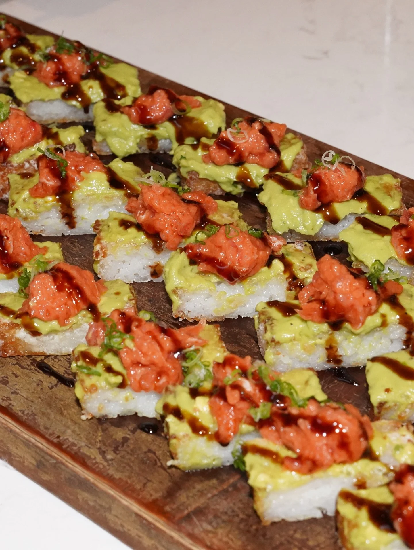 Every event needs a sushi buffet. Book yours with a crispy rice station- because your guests deserve the best 

#koshercatering #koshernyc